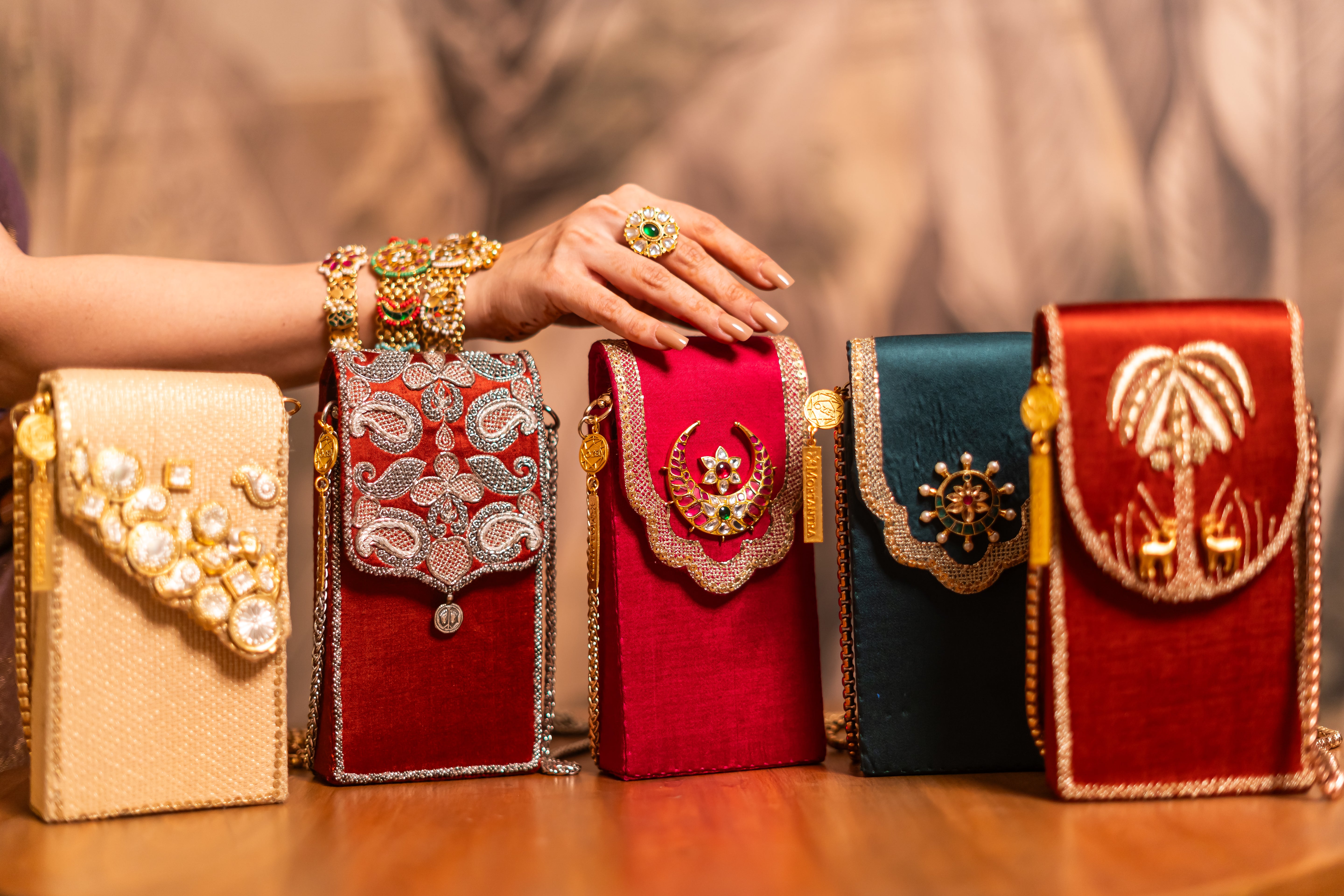 Kumud Mobile Sling Bag