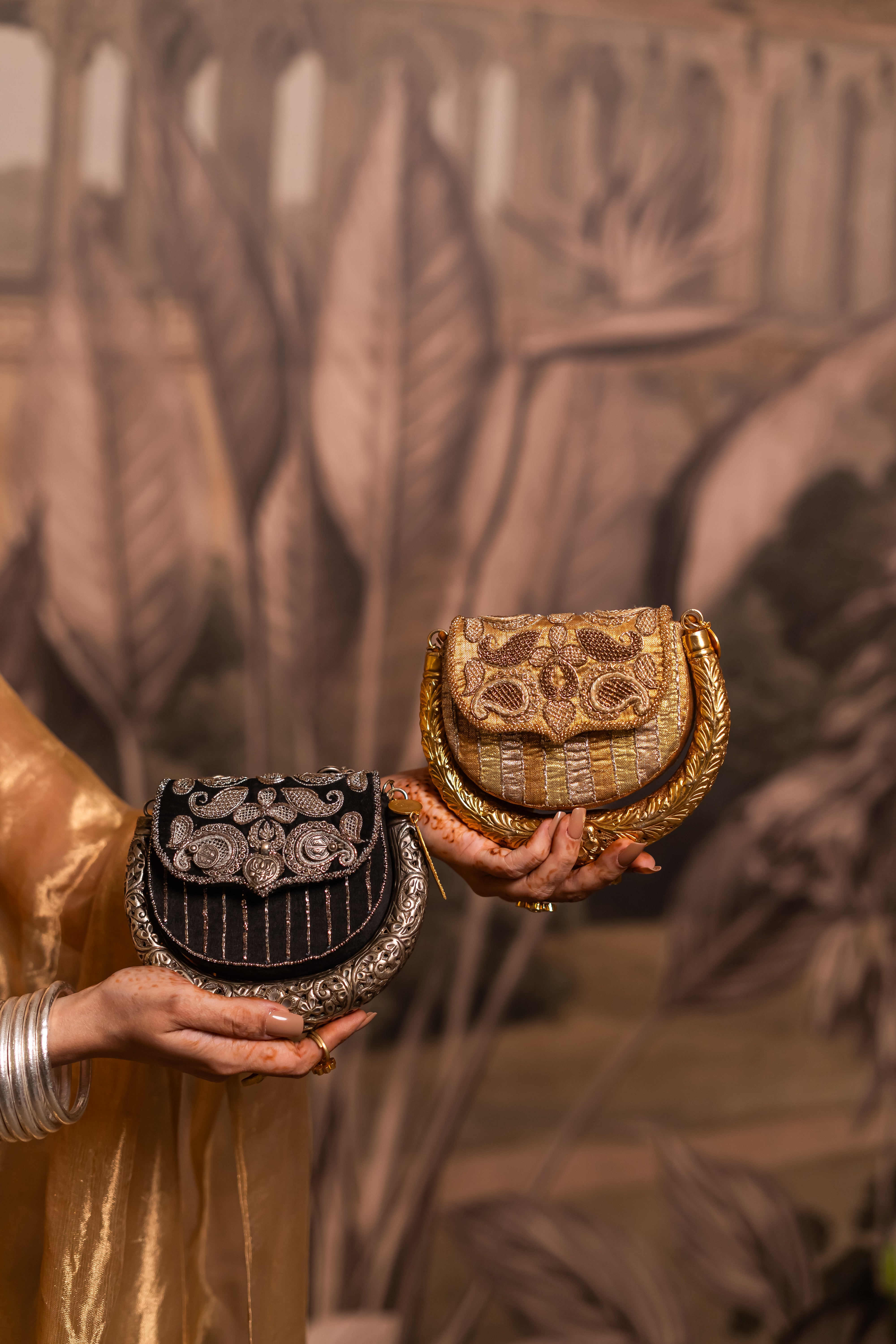 Amra Hasli Beige Bag