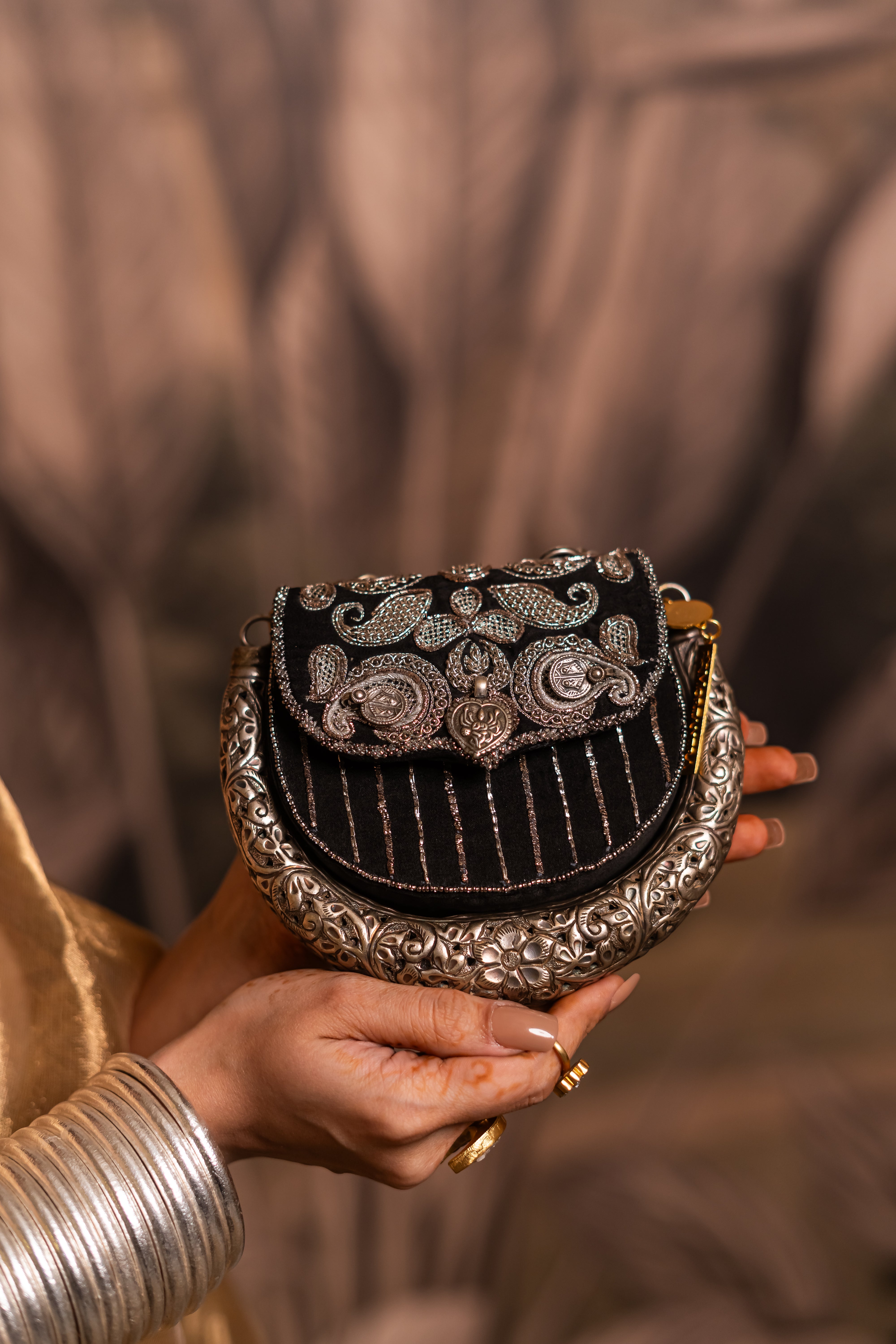 Amra Hasli Black Bag