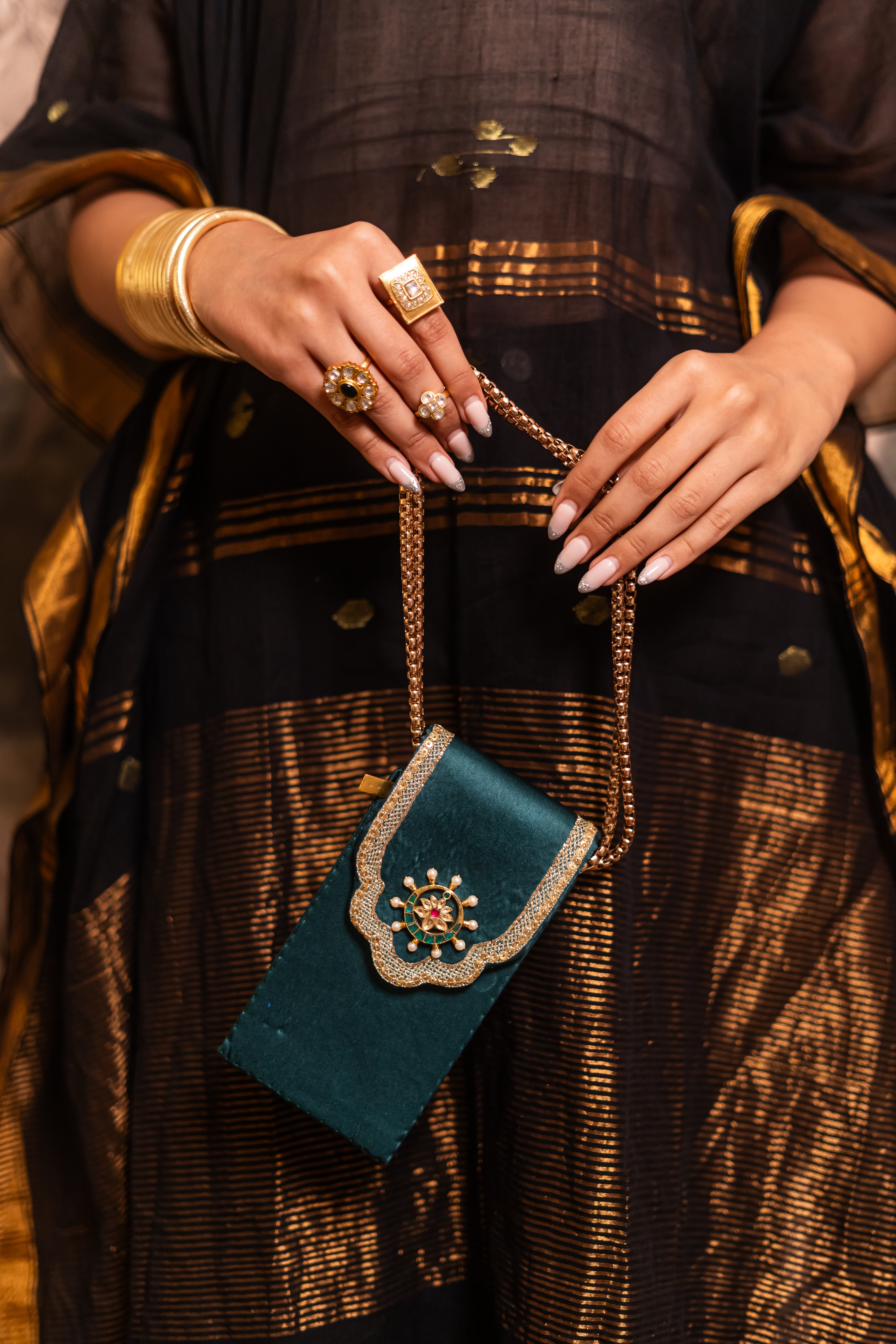 Kumud Mobile Sling Bag