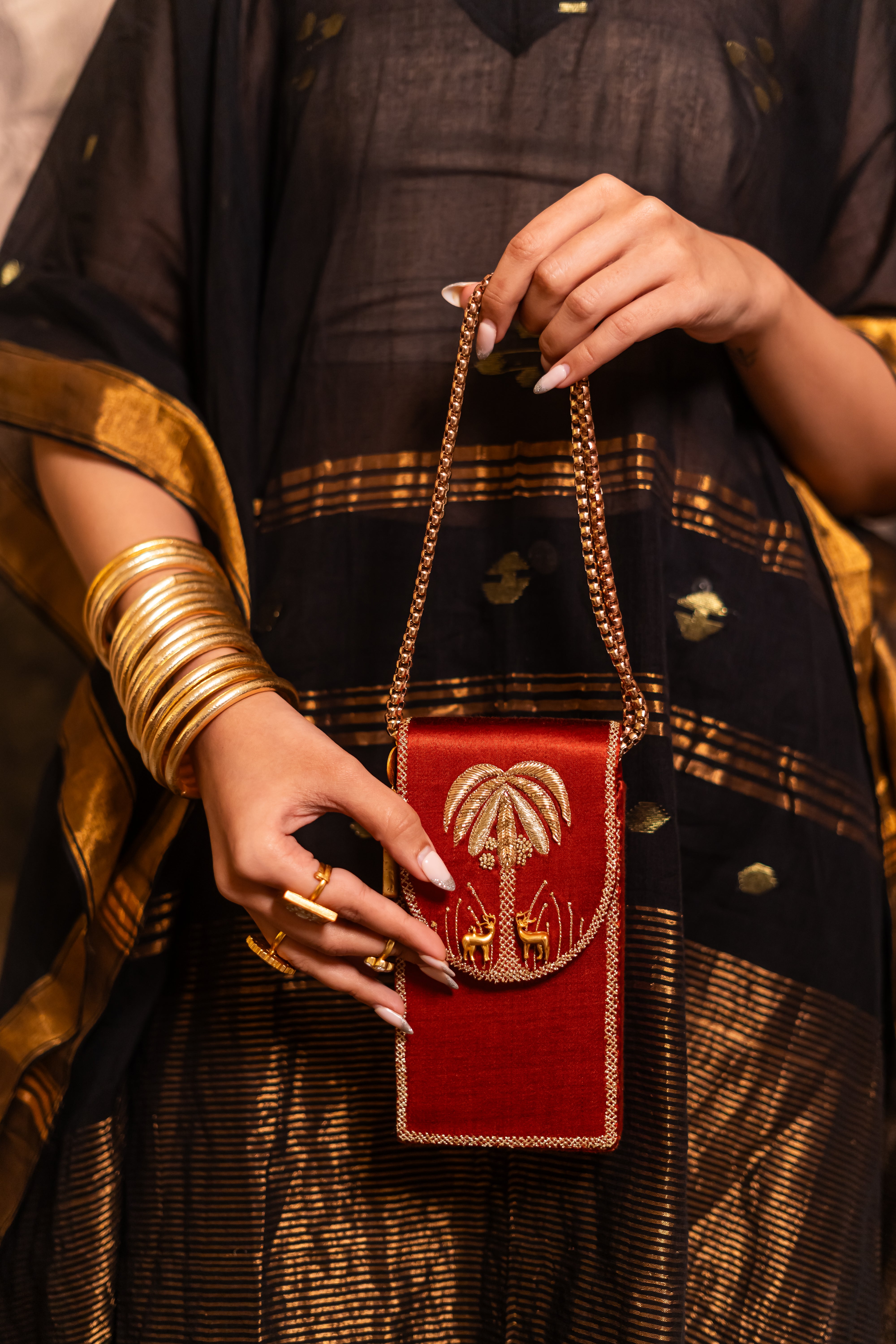 Riva Sling Bag