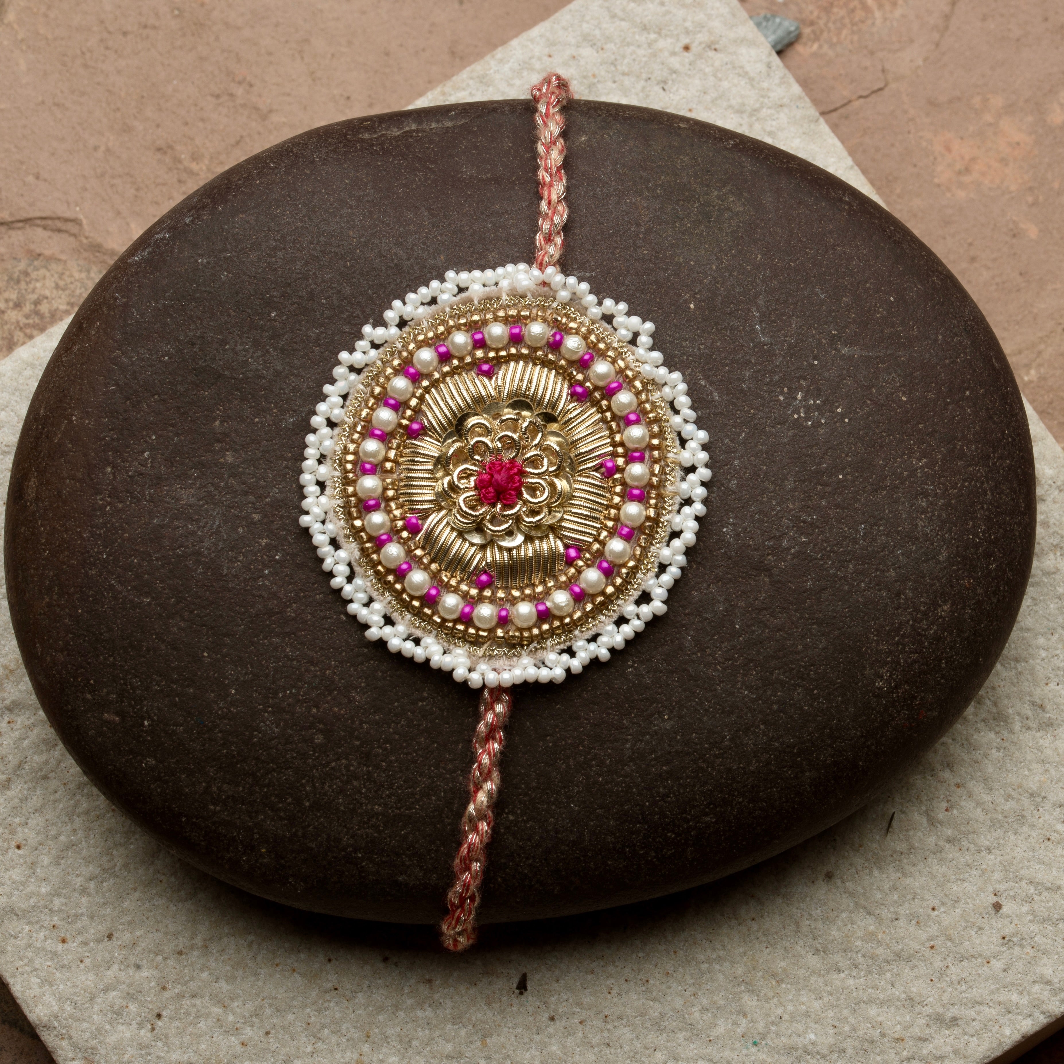 Ahaan Pearl Zardozi Rakhi - Ozel