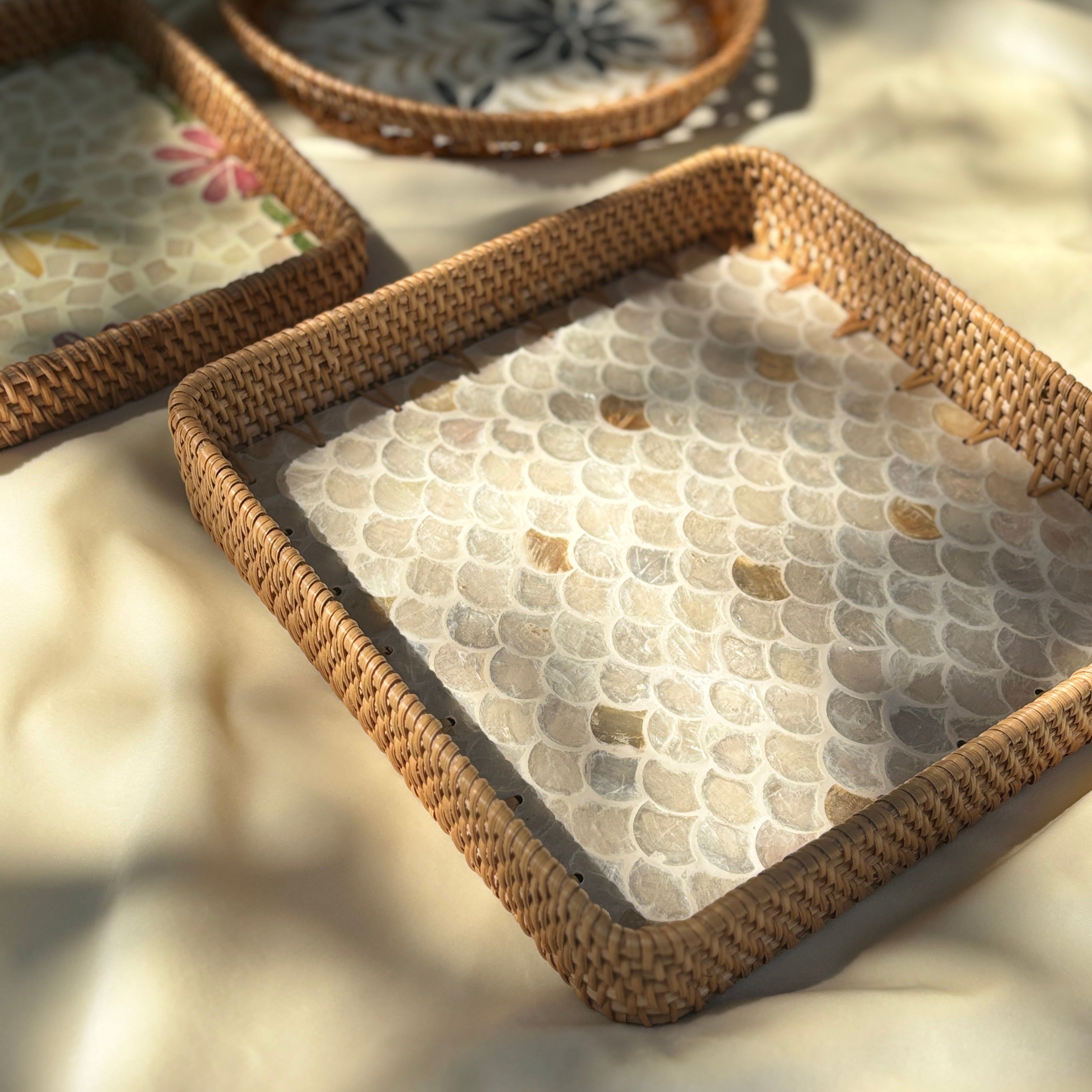 Oyster Artisanal Mother of Pearl Inlay Rattan Tray