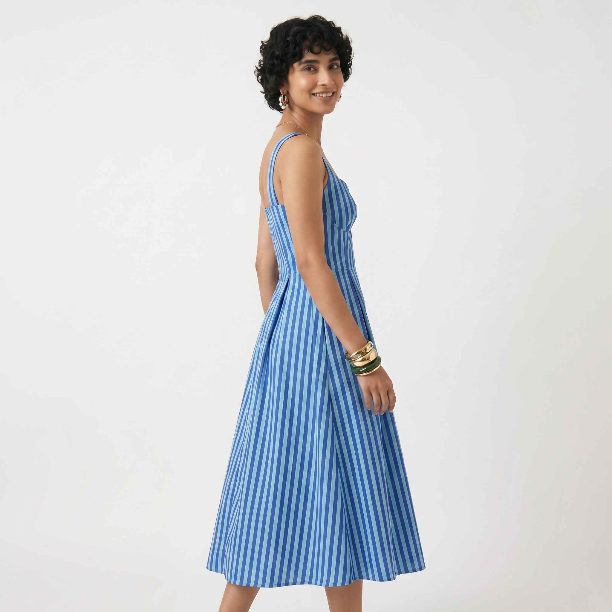 Blue vertical-stripe pleated midi cotton dress — Ozel