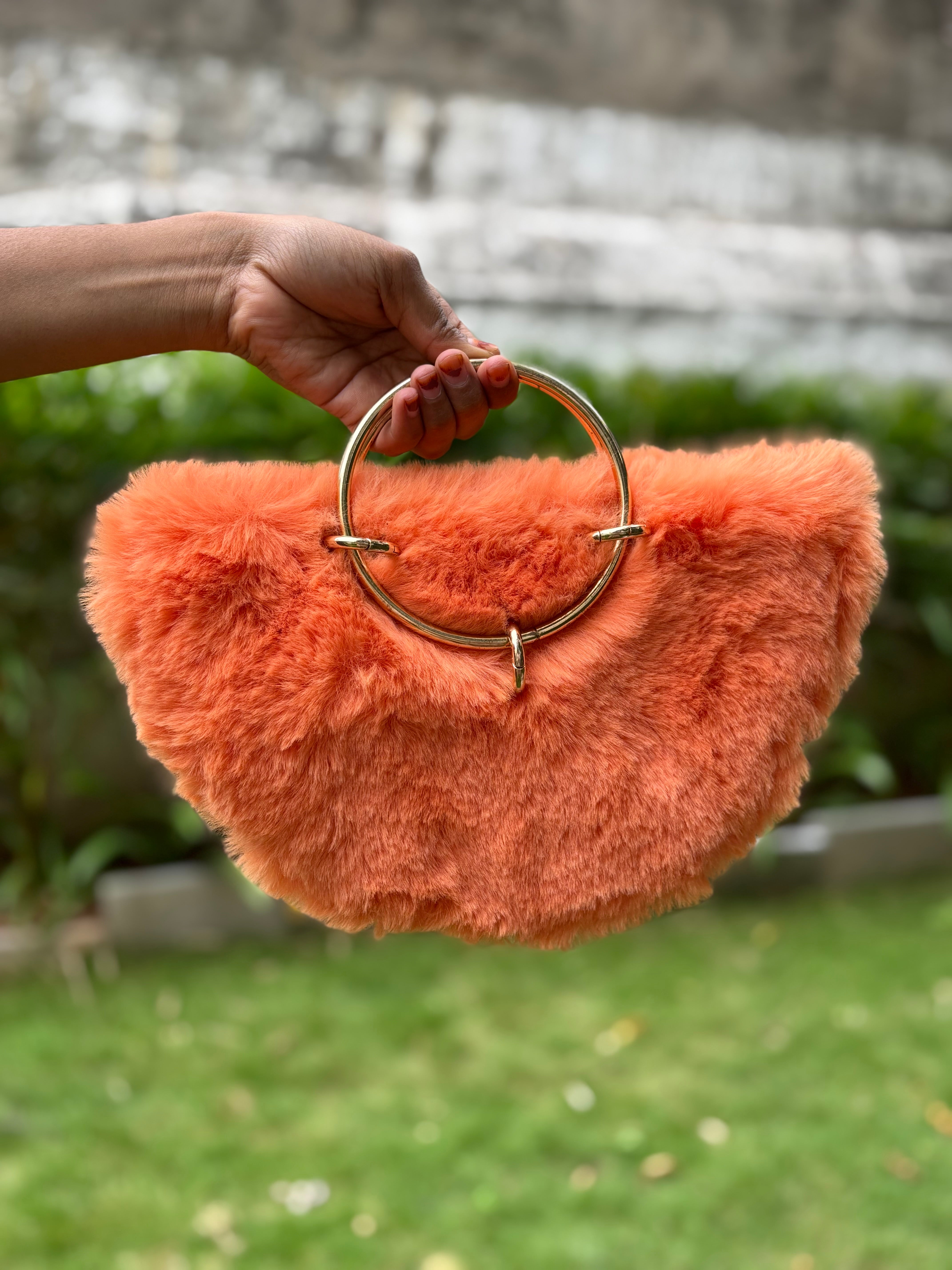 SAMPLE Ring Handle Fur Bag