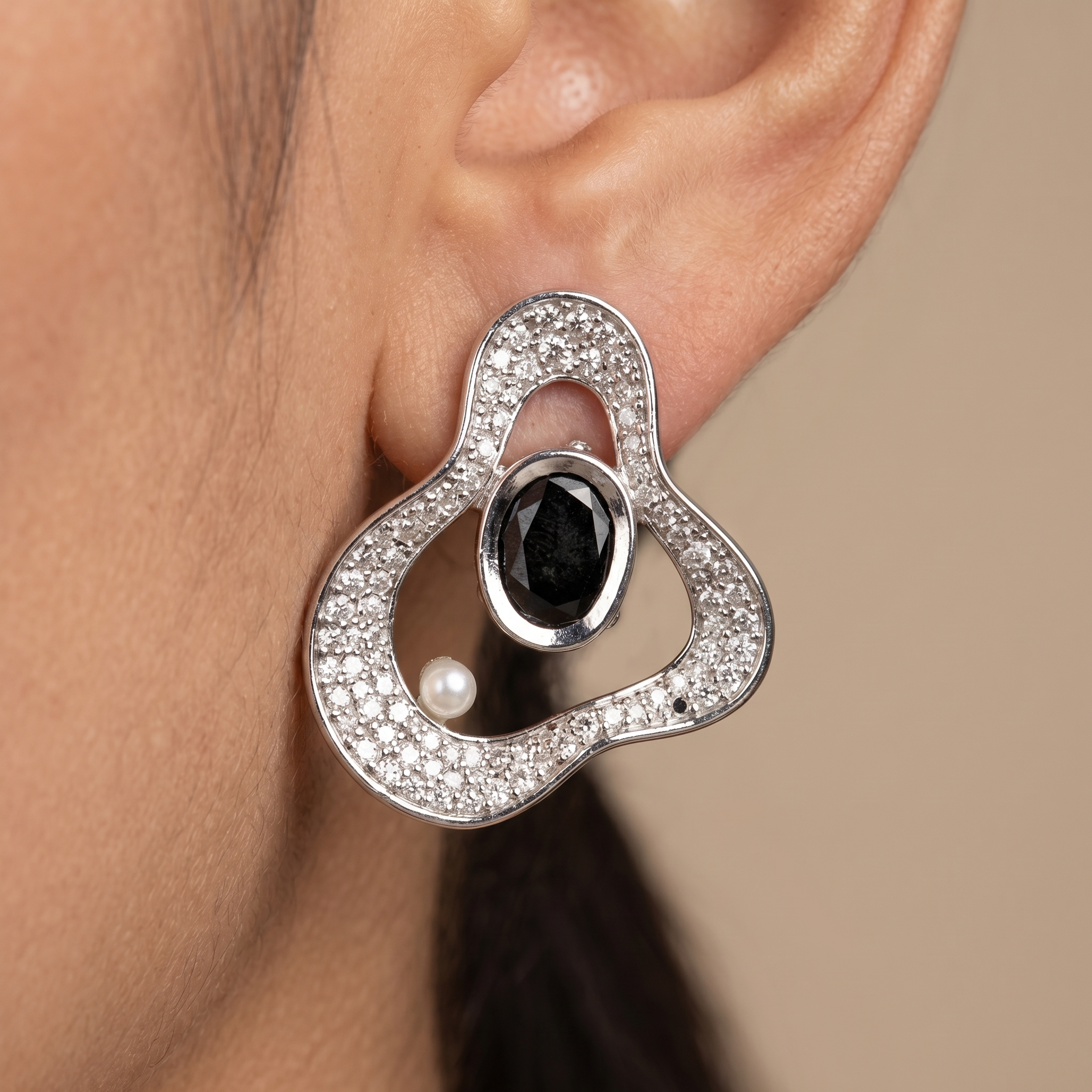 Anvika Noir Orbit Earrings