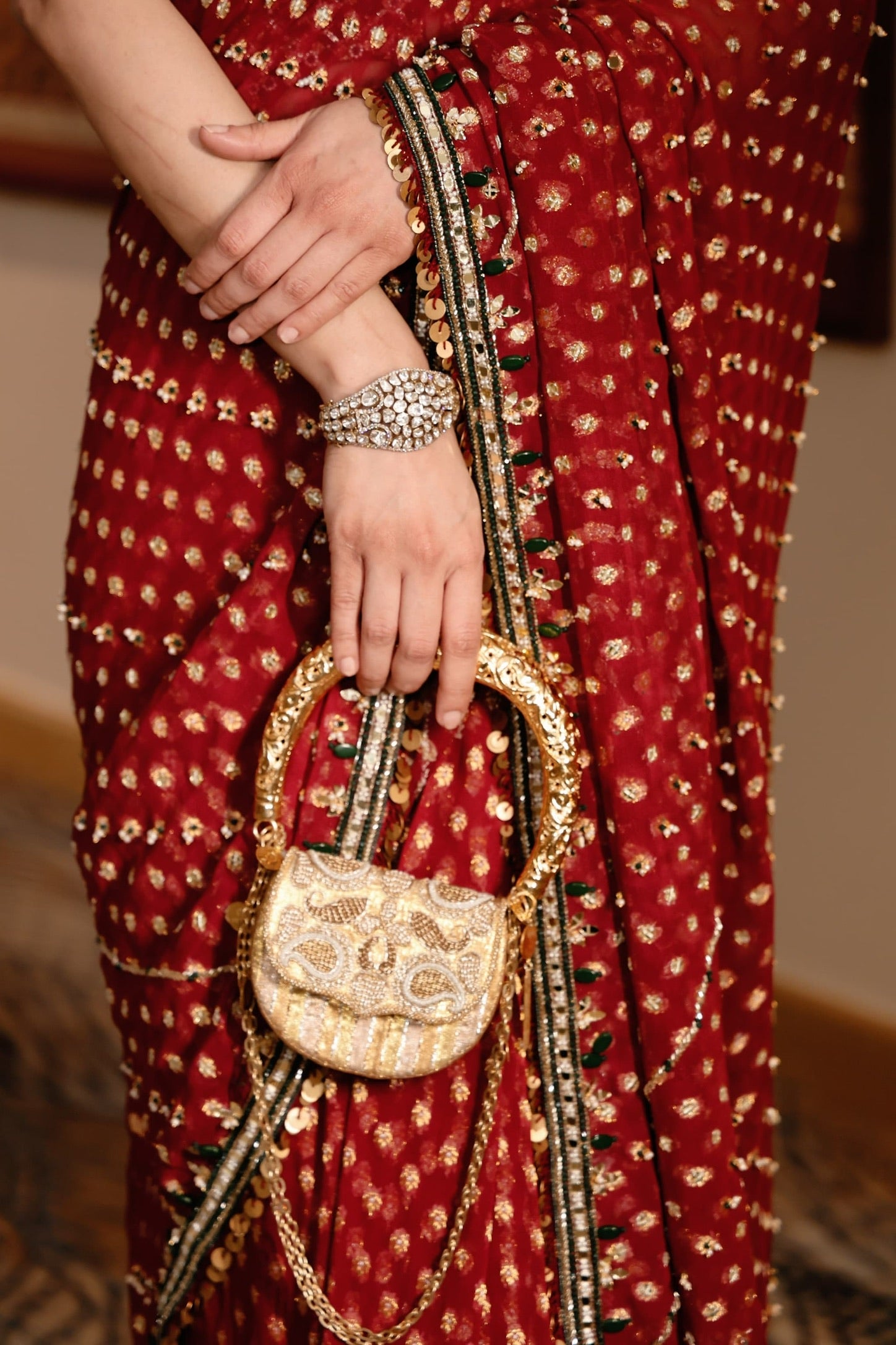 Diana Penty with Amra Beige Hasli Bag