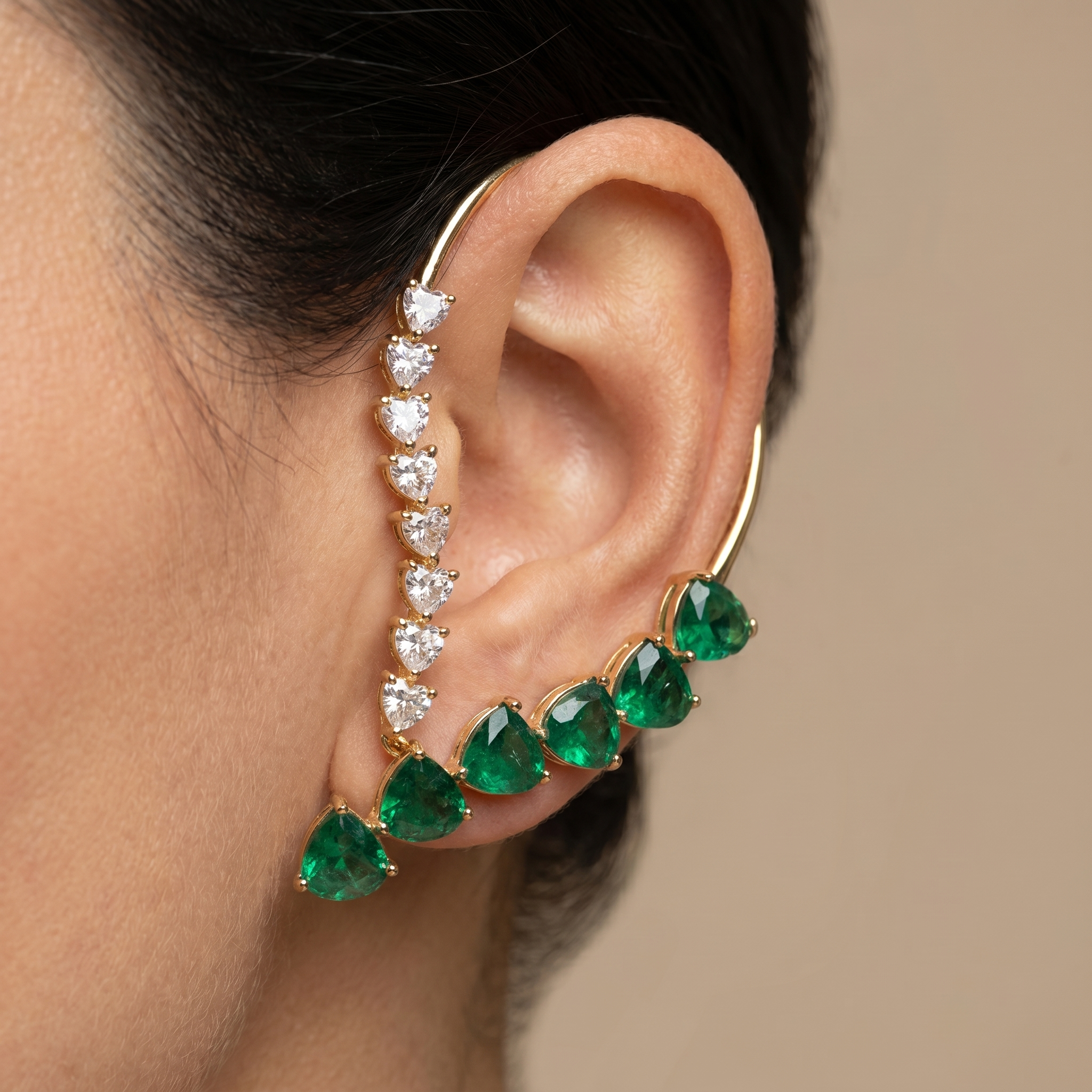 Eshvara Emerald Ear Cuff