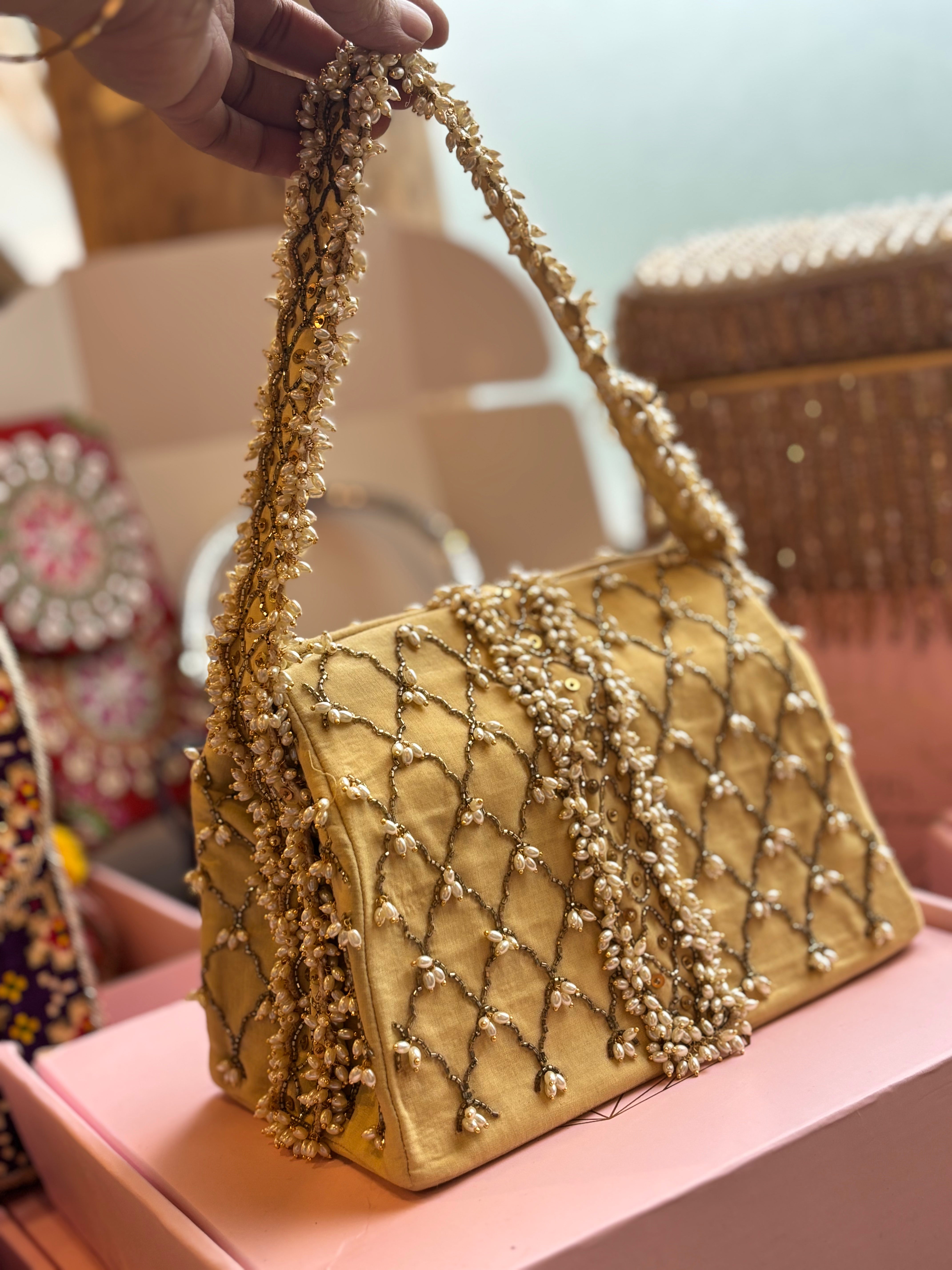 SAMPLE jaal vanity box bag