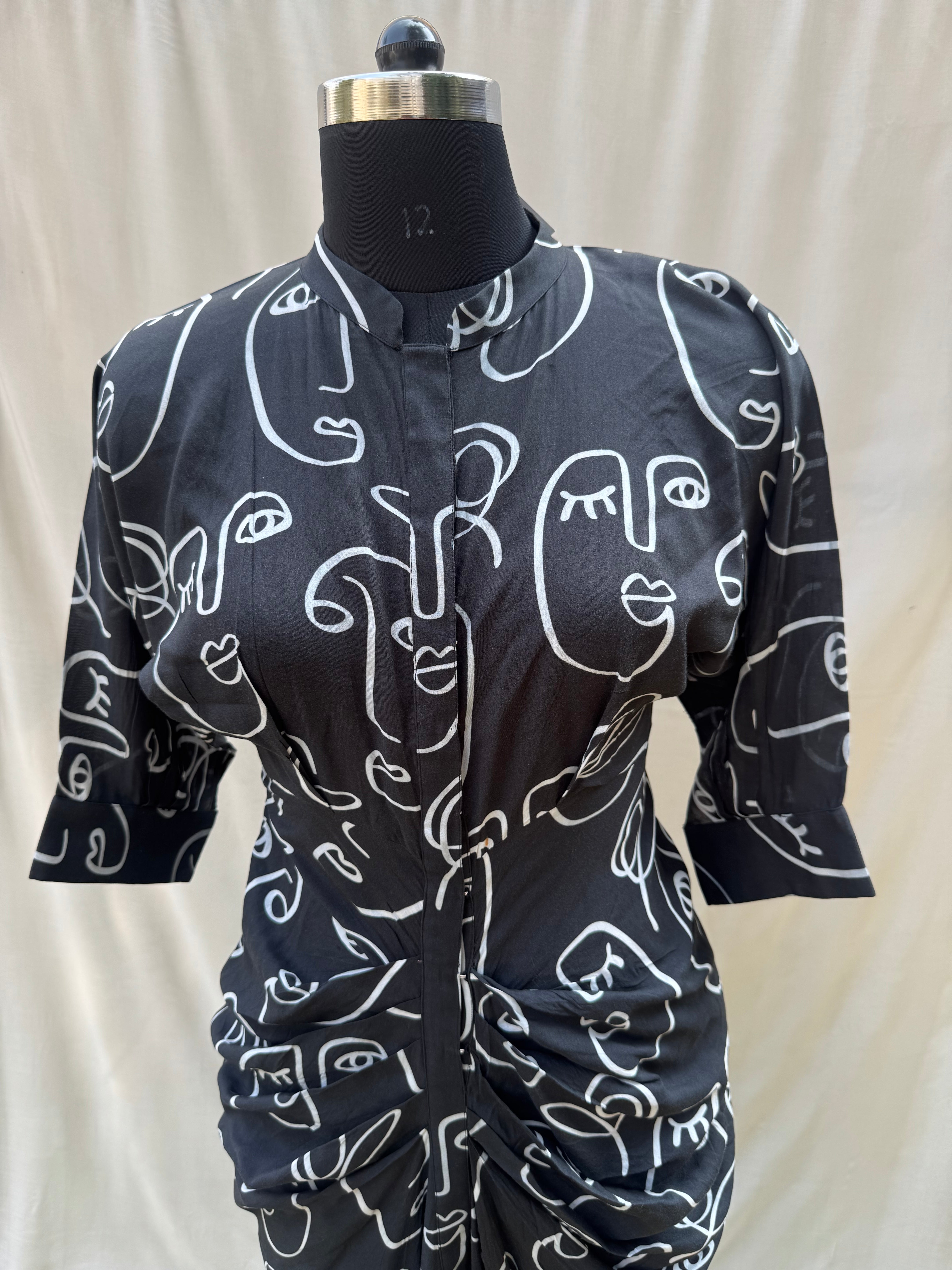 Black line art shirt drape dress