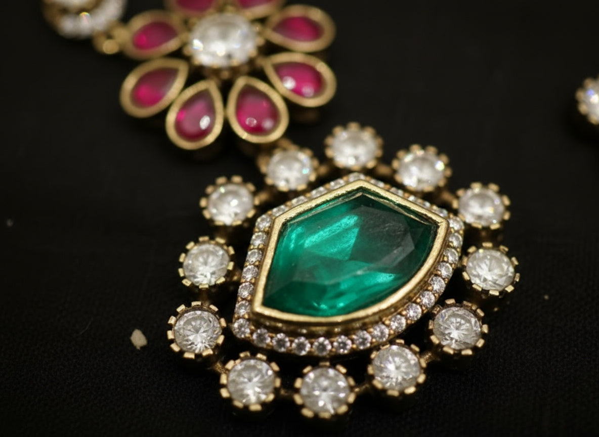 Emerald Enchanted Necklace Set