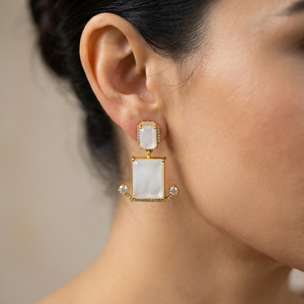 Ava Pendant Necklace Set