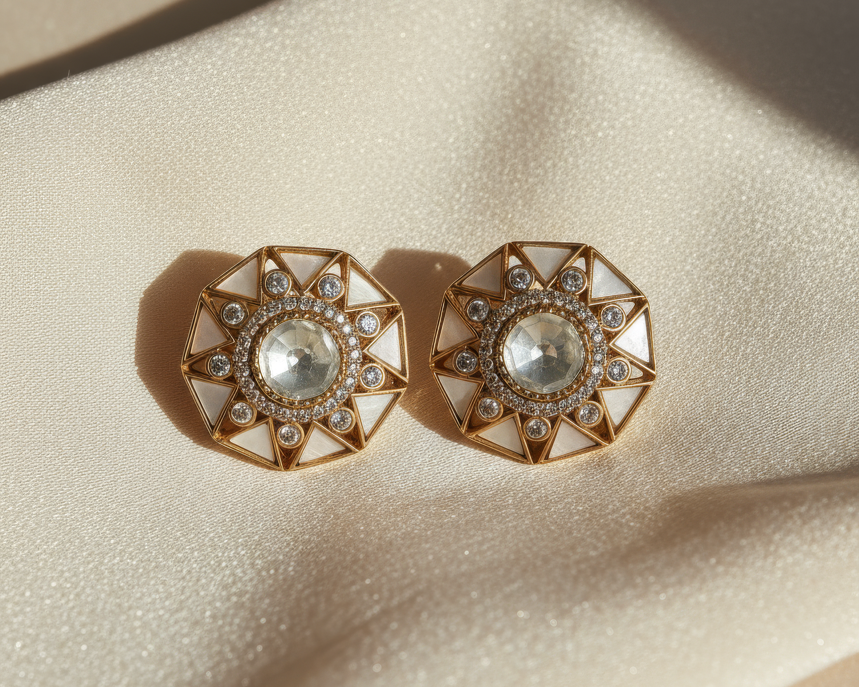 Geometric Stud Earrings Ivory