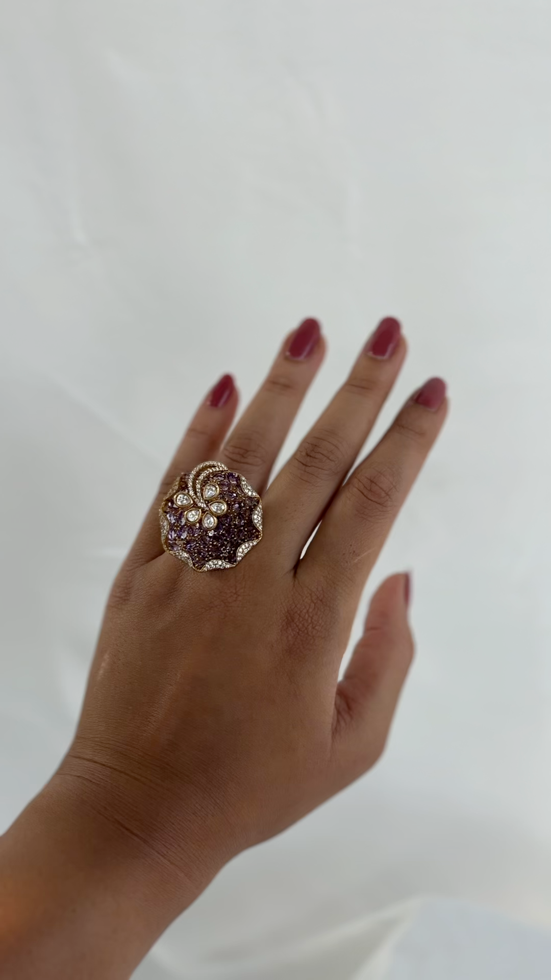 Nazaakat Floral Ring