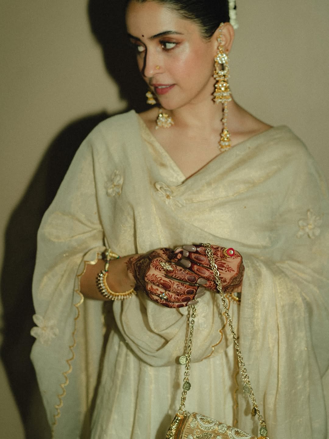 Amra Hasli Beige Bag