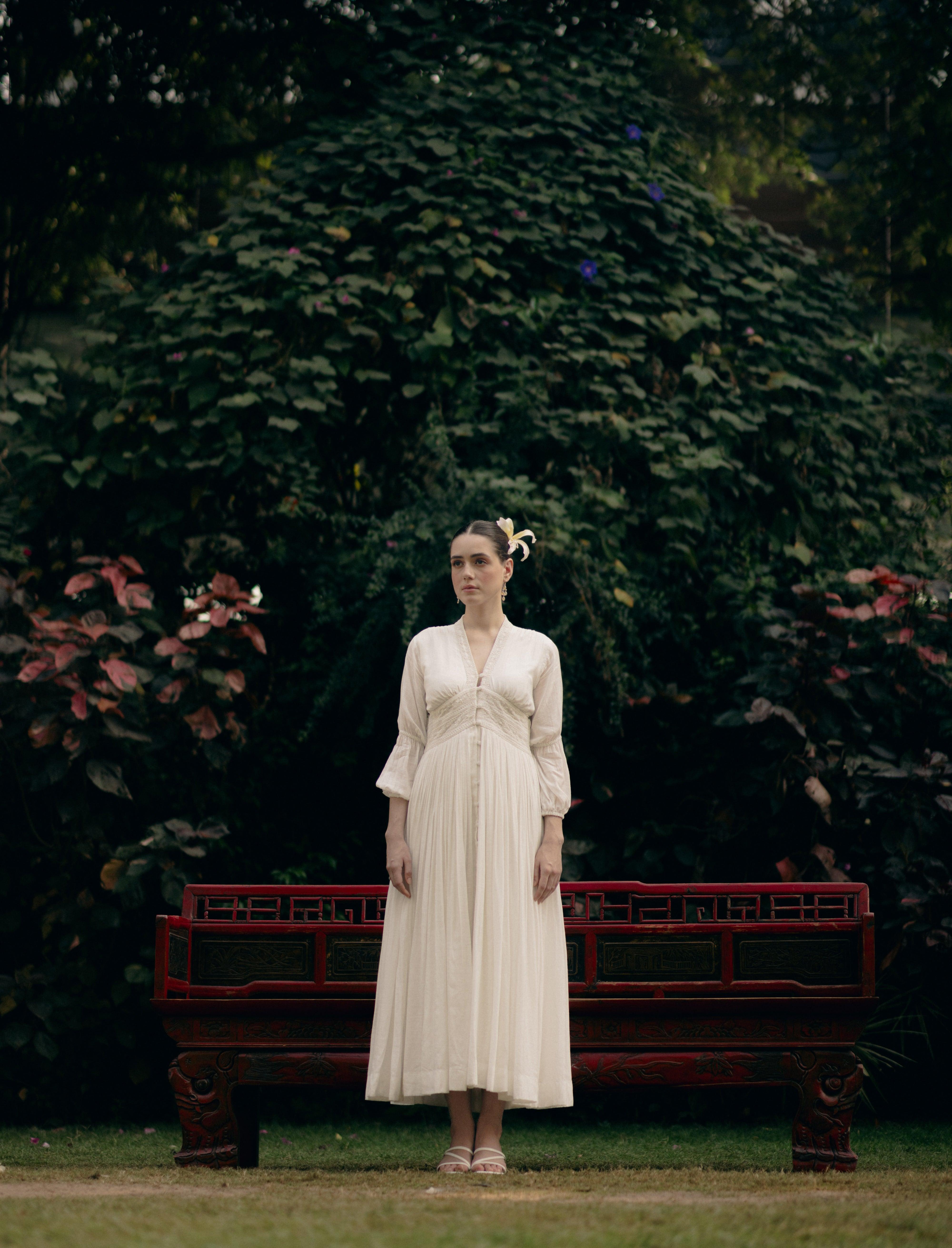 Amara Long White Dress - Ozel