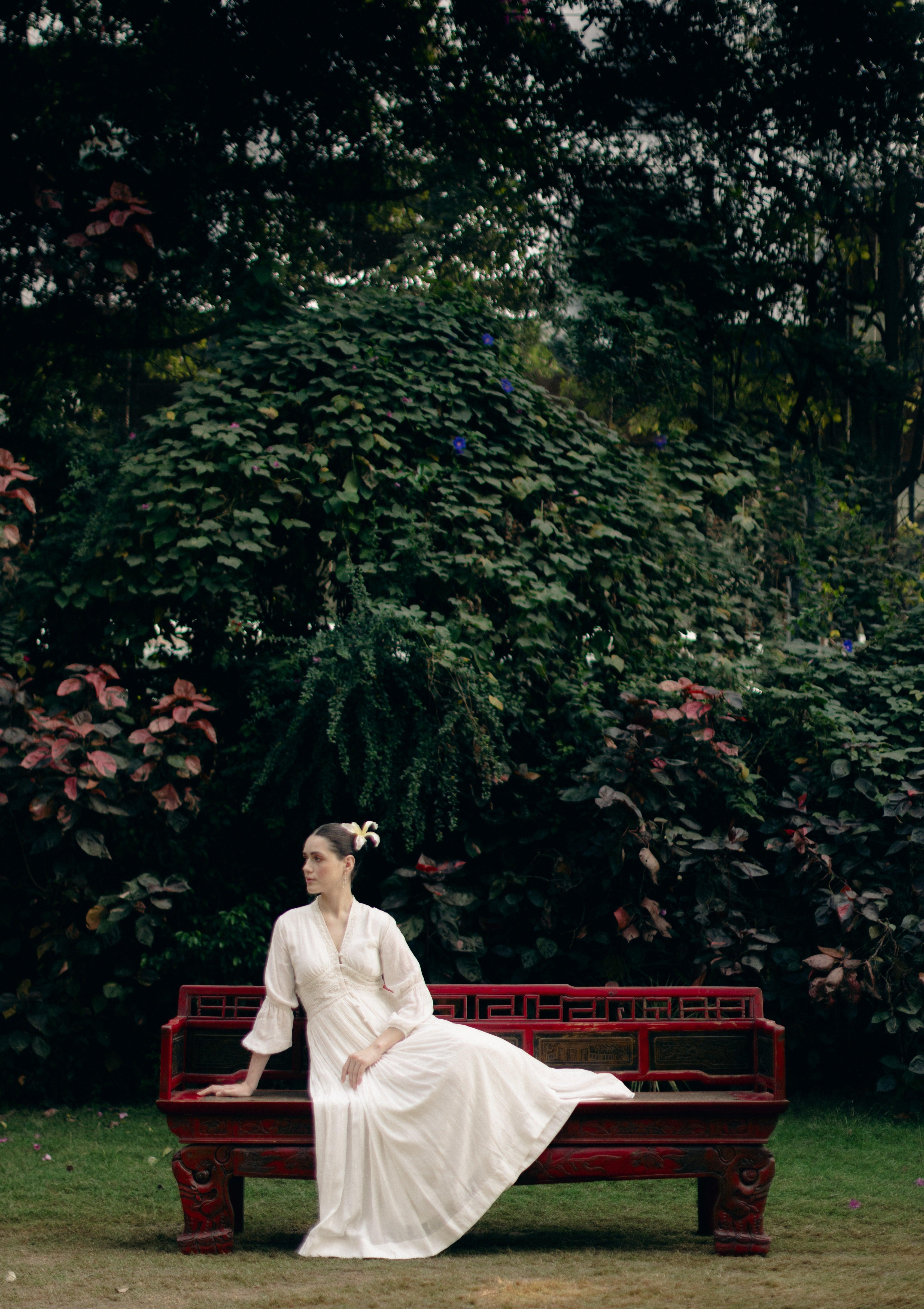 Amara Long White Dress - Ozel