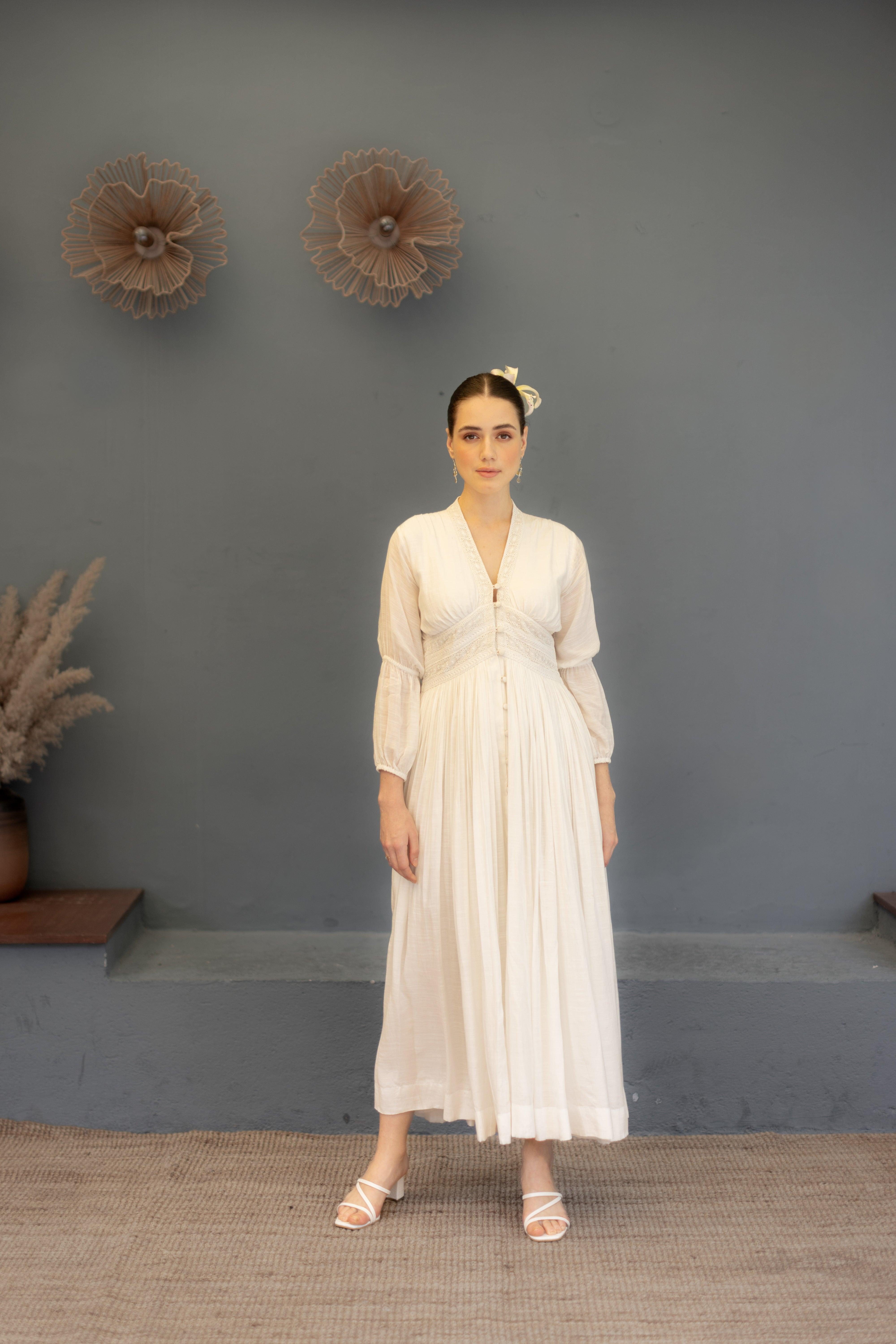 Amara Long White Dress - Ozel