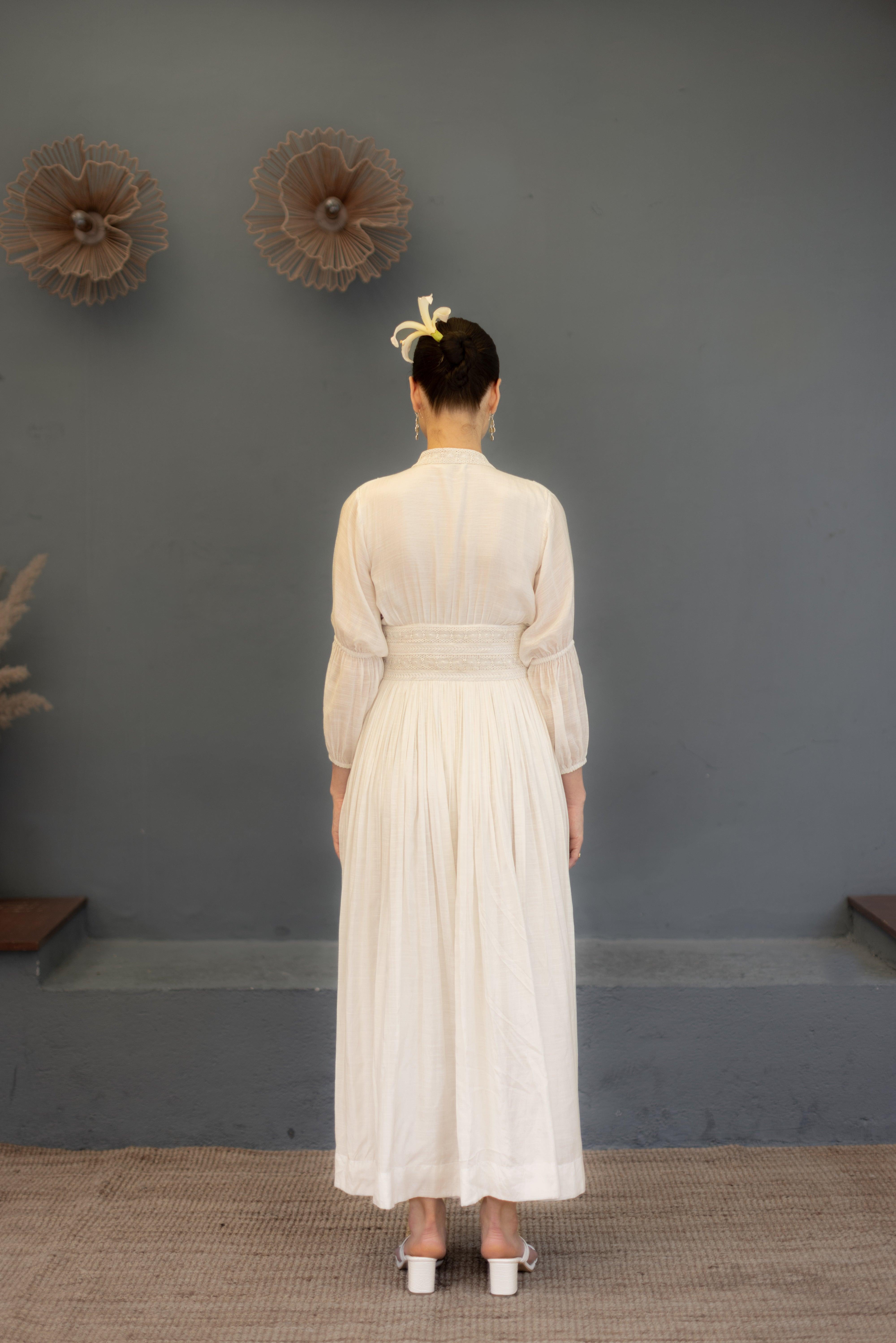 Amara Long White Dress - Ozel