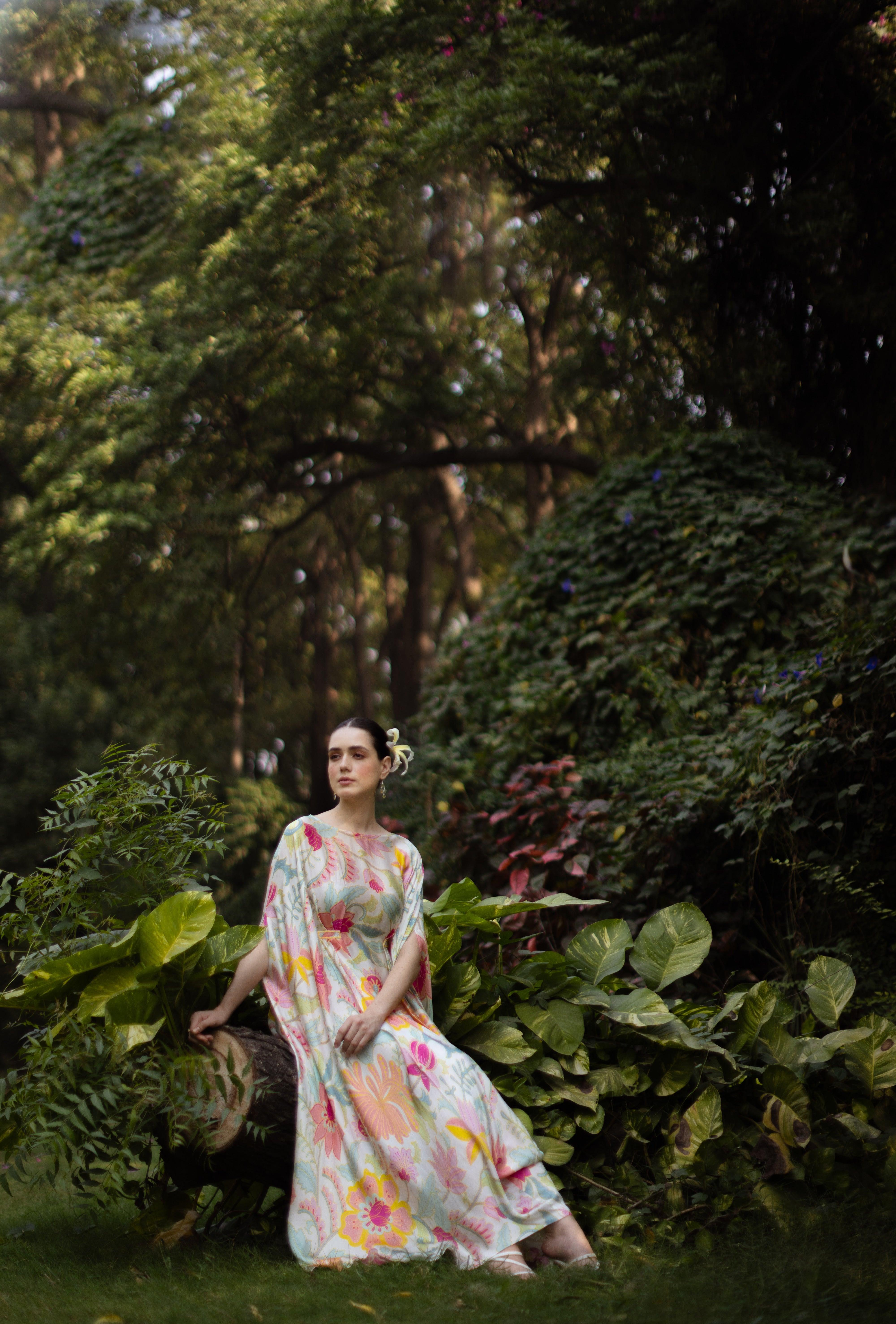 Eva Floral Kaftan Dress - Ozel
