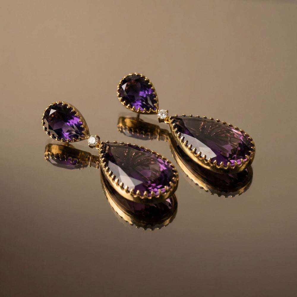 Lumiere drop earrings – close-up of chandelier drop by Ozel