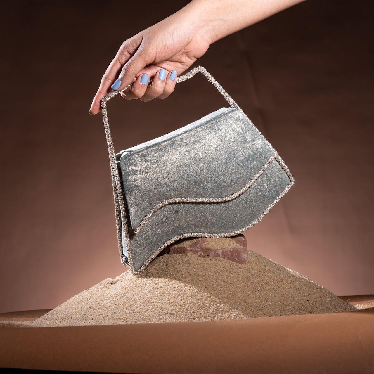 Frame Metallic Sage Bag