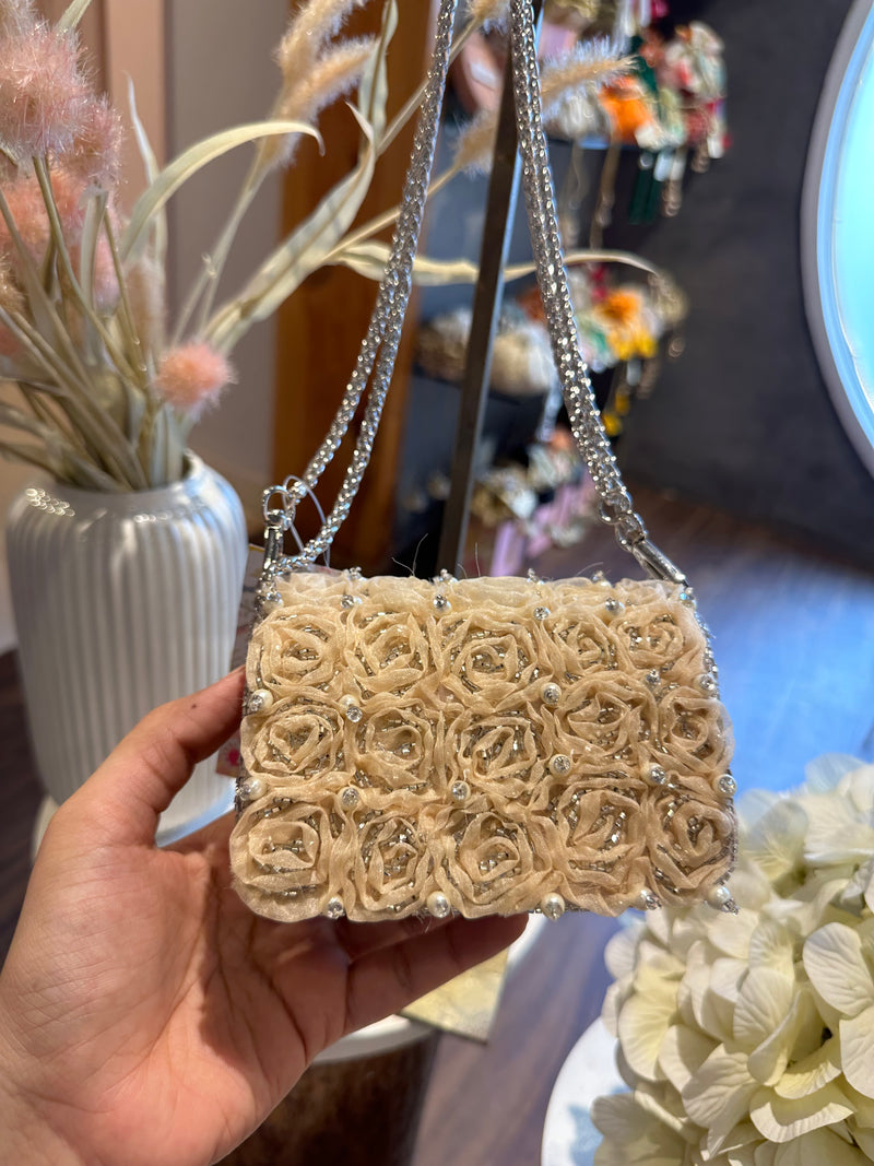 Mini flap bag with roses