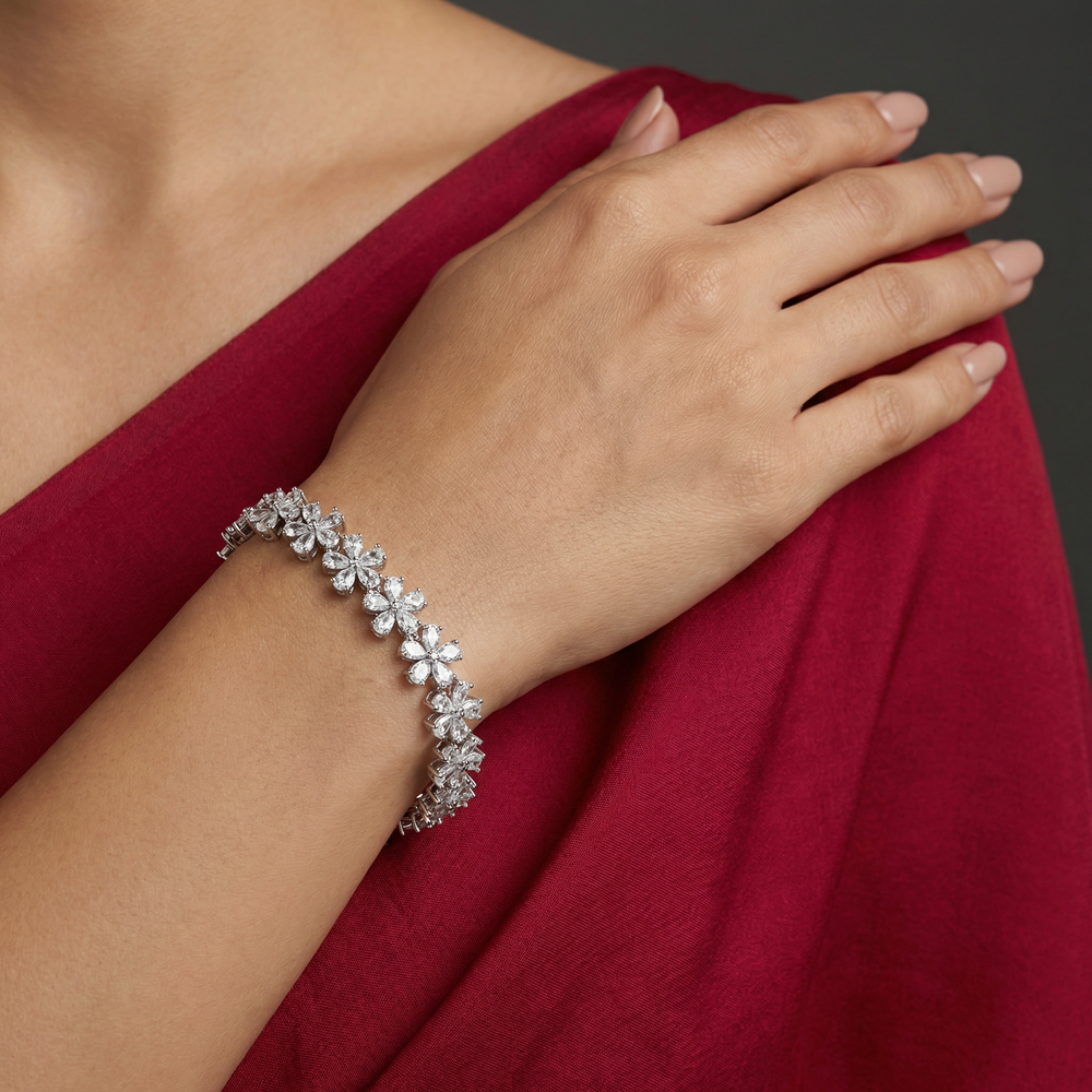 Florelle Radiance Diamond Bracelet with floral diamond motifs and heritage gold craftsmanship by Ozel