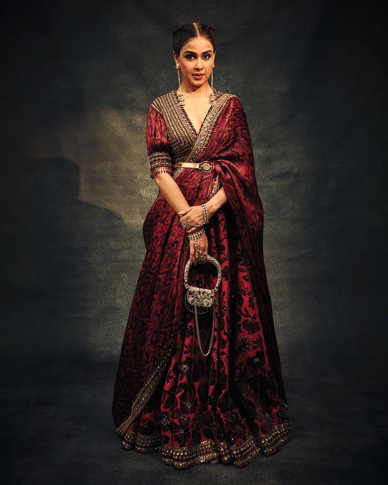 Genelia Deshmukh with Amra Black Hasli Bag