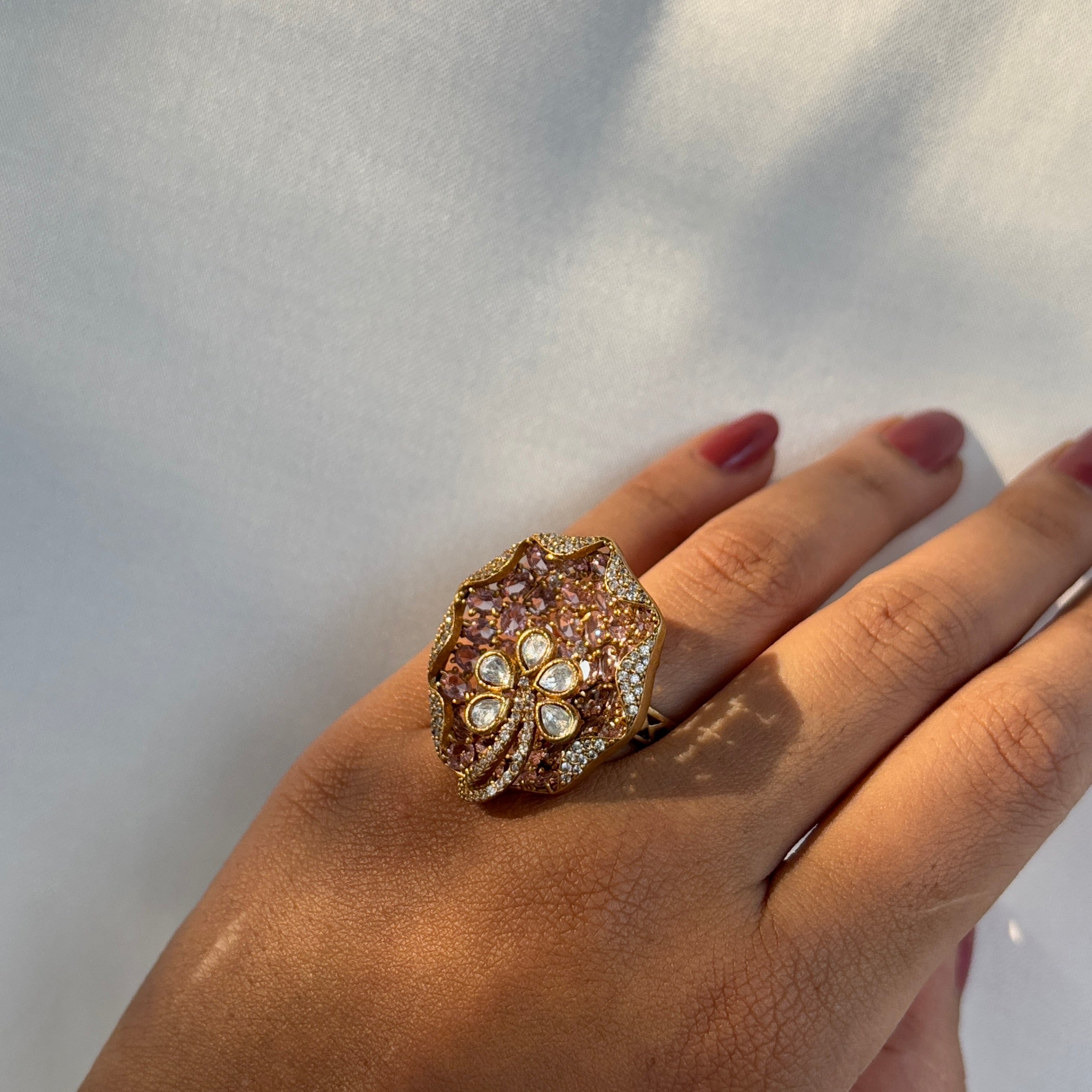 Nazaakat Floral Ring