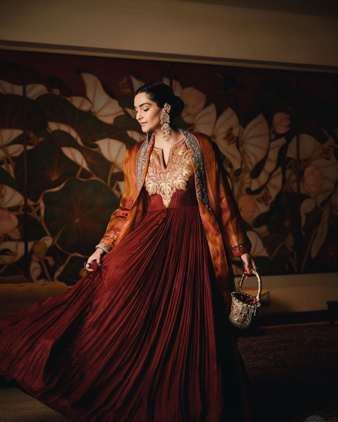 Sonam Kapoor with Lionela Hasli Bucket Bag - Rust