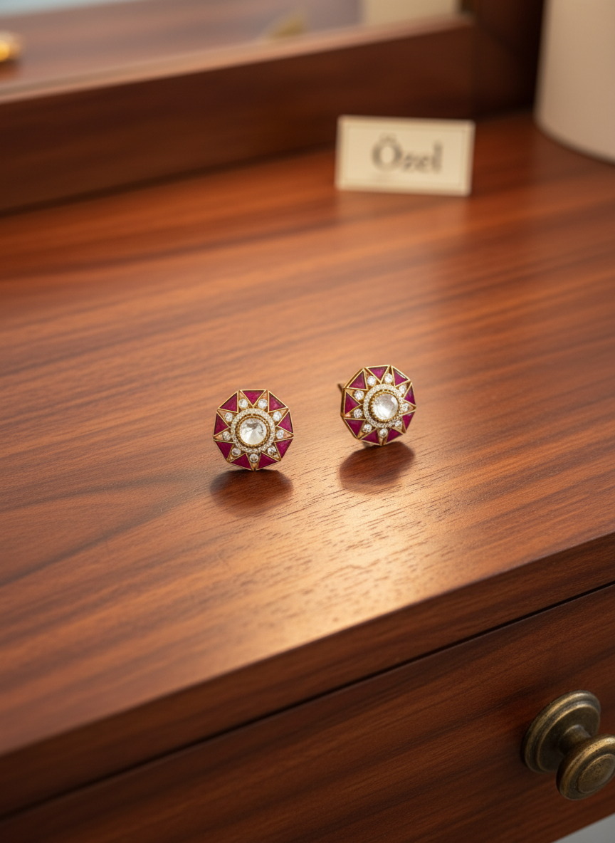 Geometric Stud Earrings Ivory