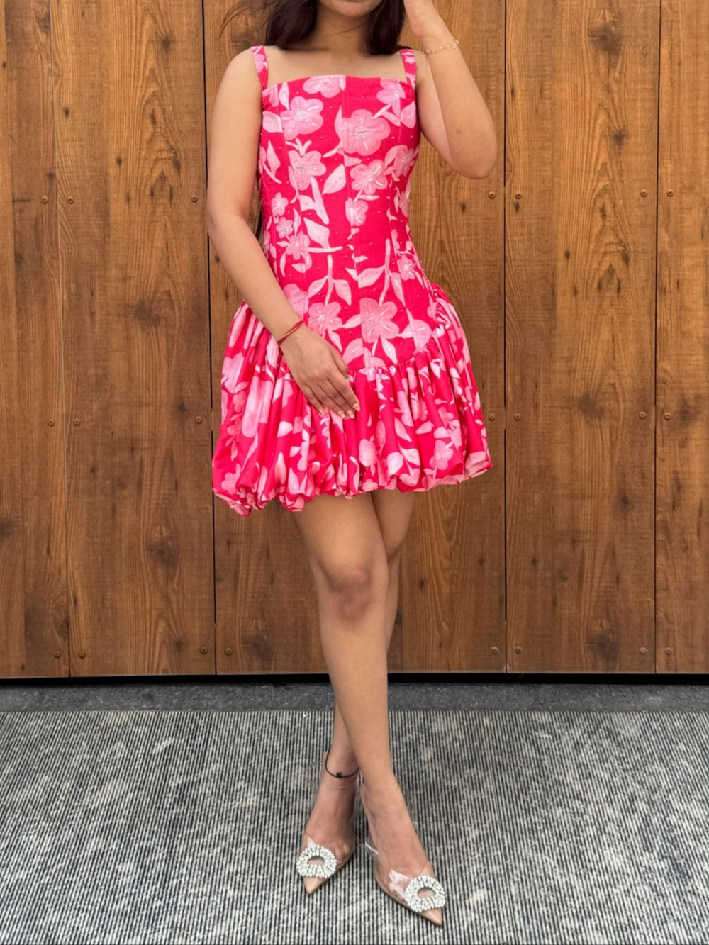 Fiona corset dress with structured bodice – Ozel