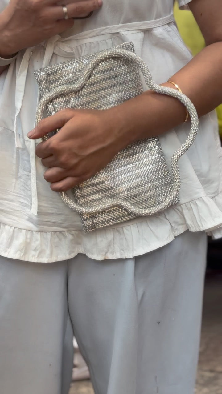DAISY ENVELOPE BAG