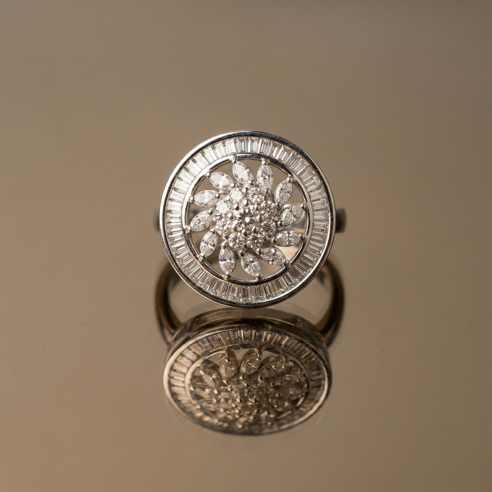 Aarini celestial bloom ring – detail view by Ozel