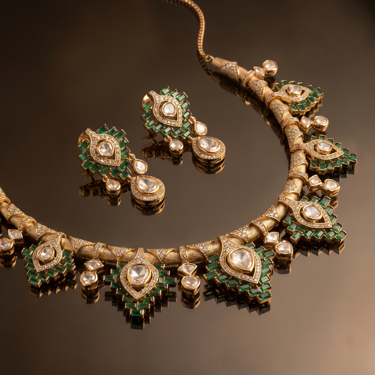 Anshika Green Kundan Necklace Set