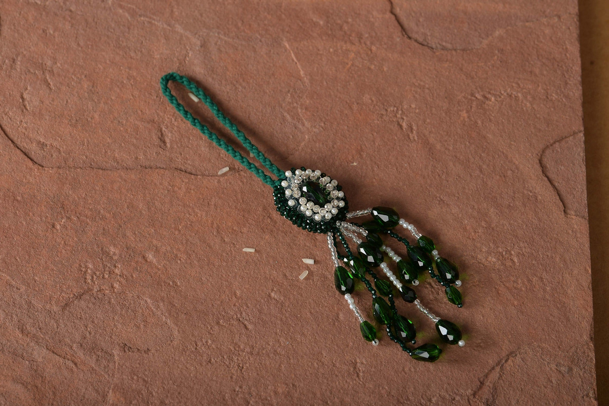 Anshuman Emerald Pearl and Stone Green Rakhi Lumba - Ozel
