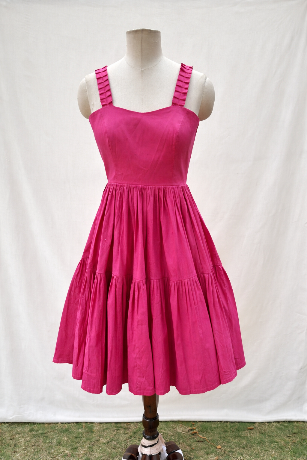 Pink Pop Long Dress – festive pink long dress by Ozel
