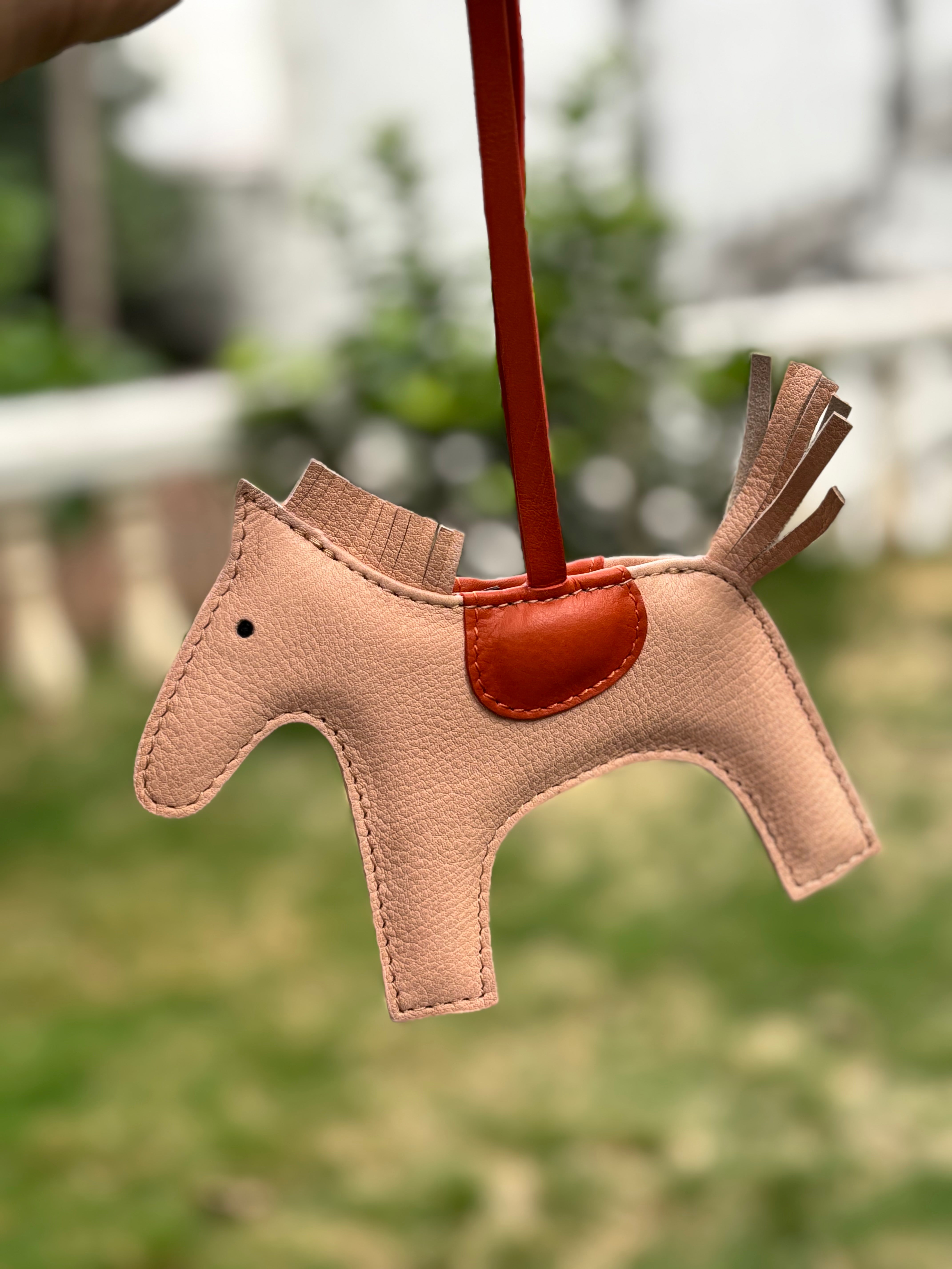 SAMPLE Pony Charm