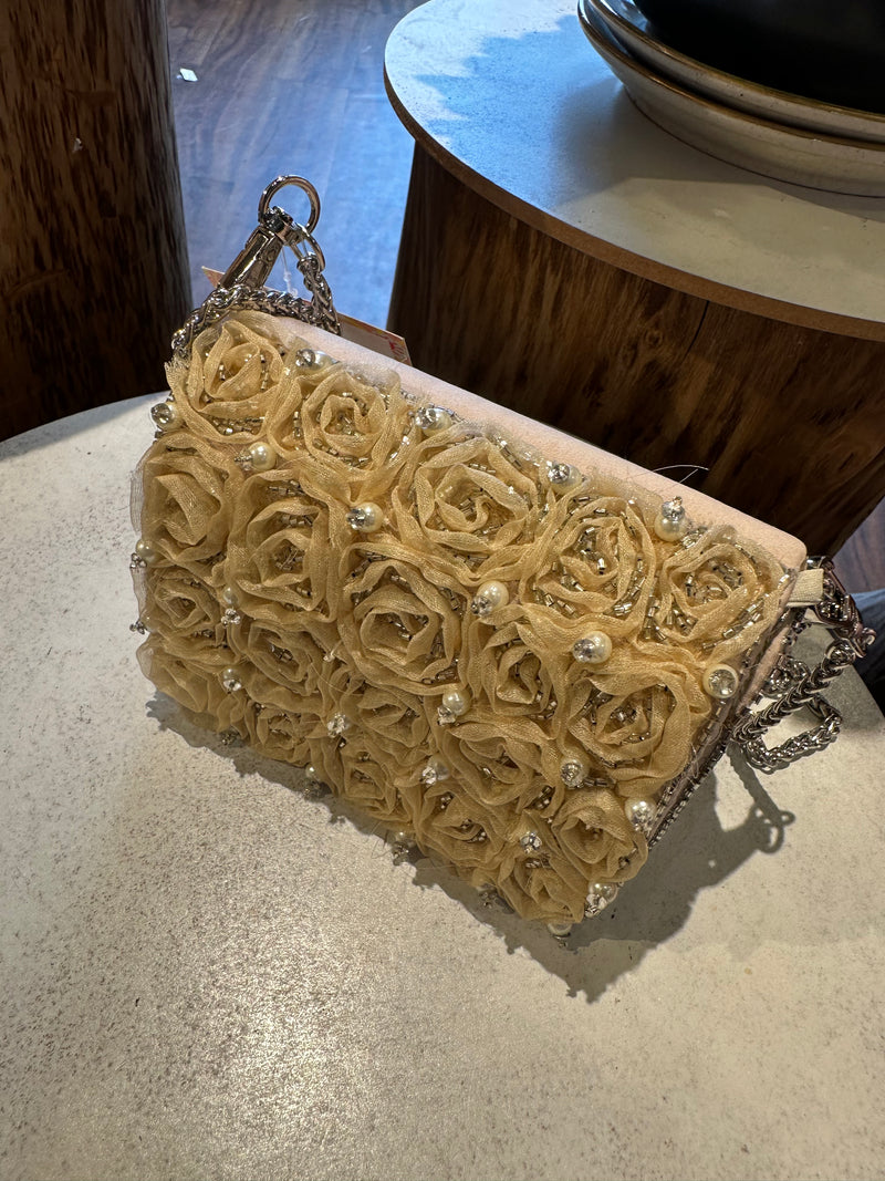 Mini flap bag with roses