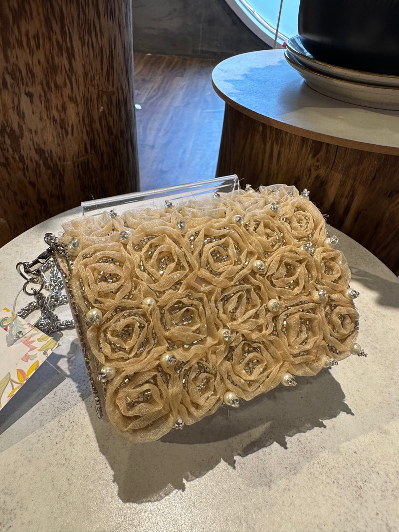 Mini flap bag with roses