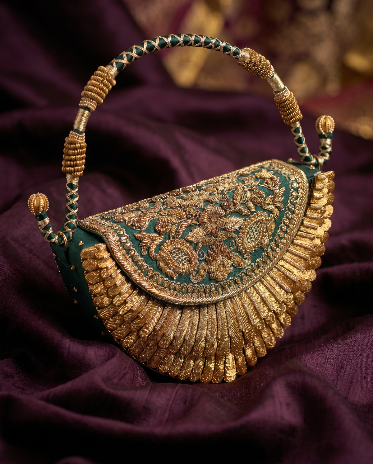Sona Arc Fan Flap Bag - Green