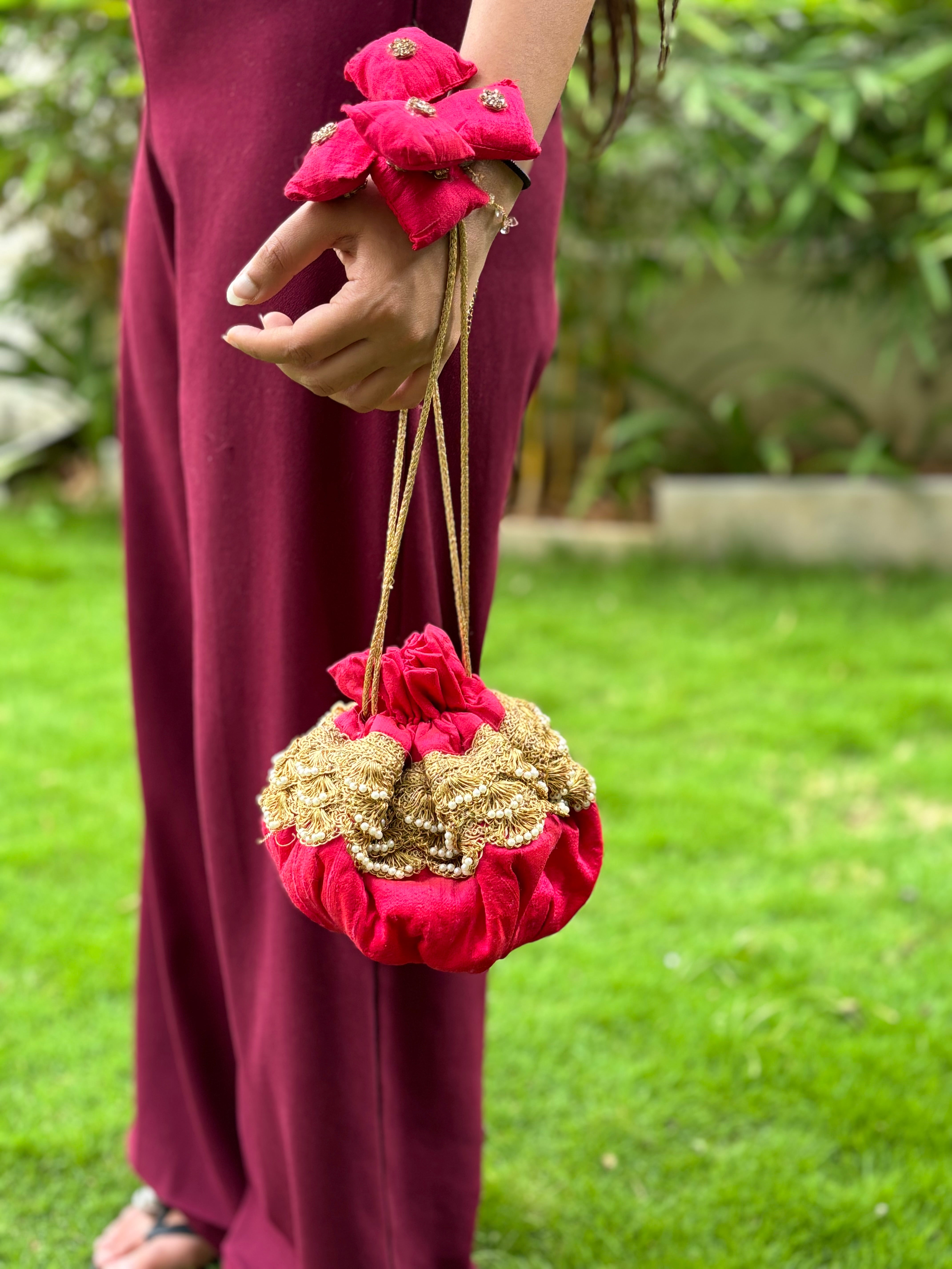 Sample Red Lace Potli