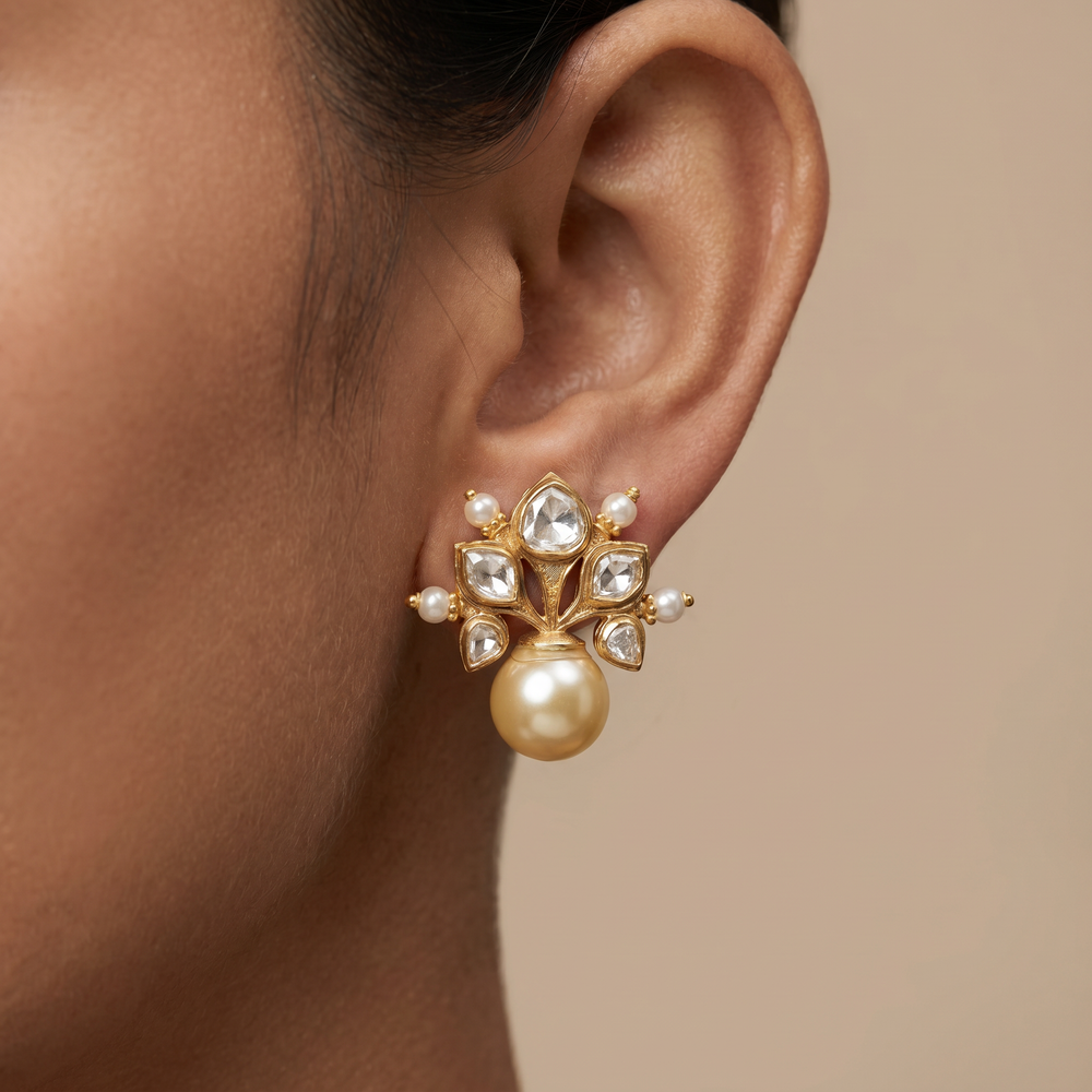 Heer Pearl Studs