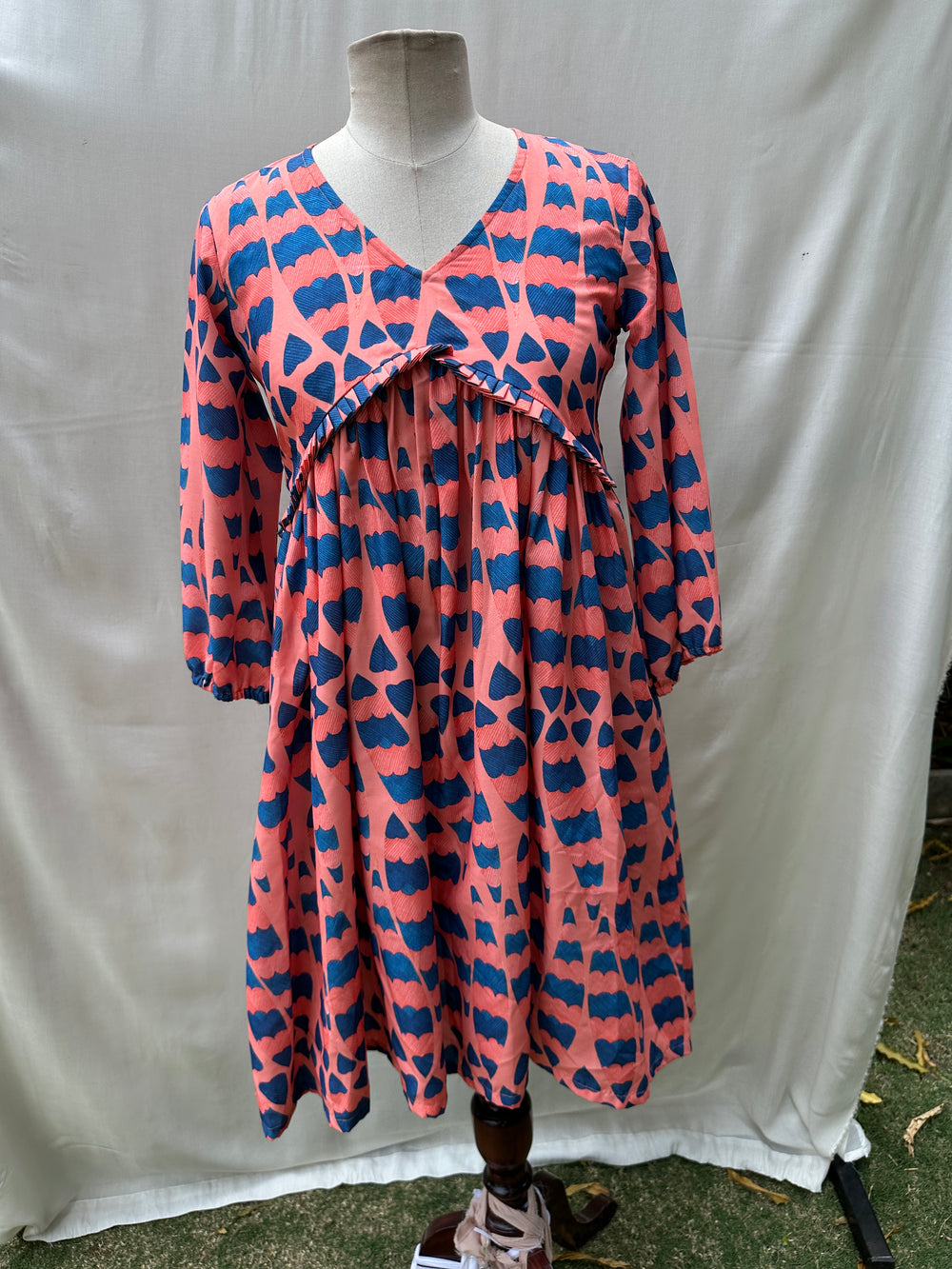 Printed Salmon Short Dress – breezy printed dress by Ozel