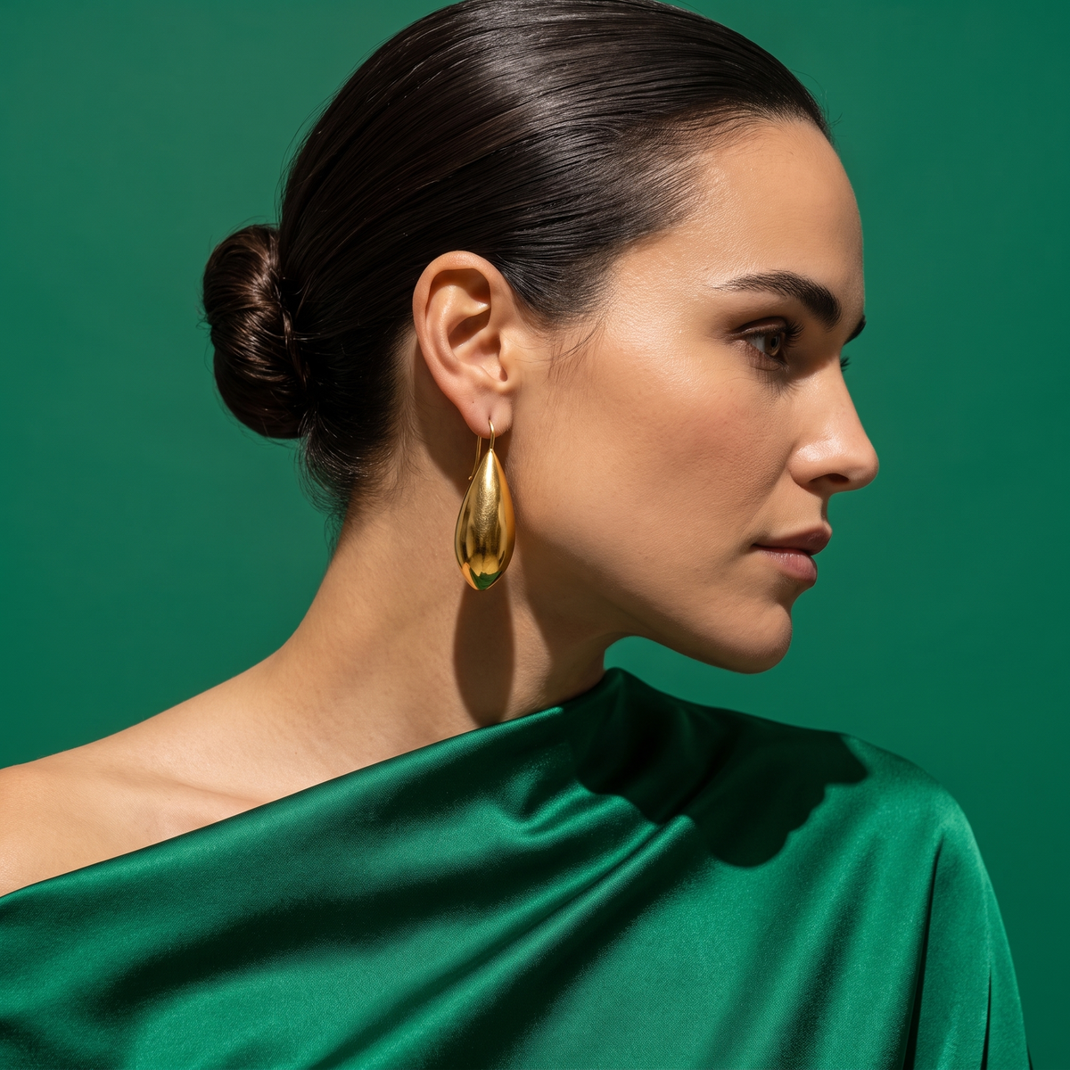 Lyra Sculpted Leaf Earrings