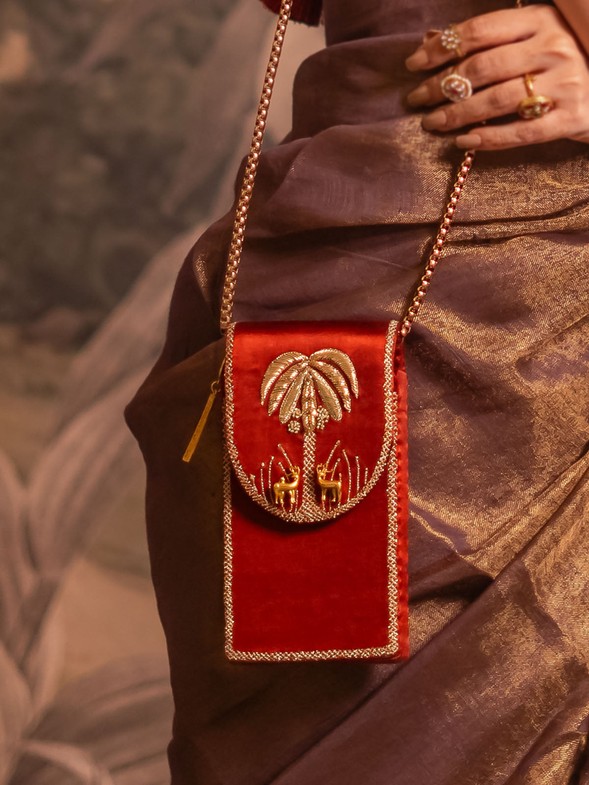 Riva Sling Bag