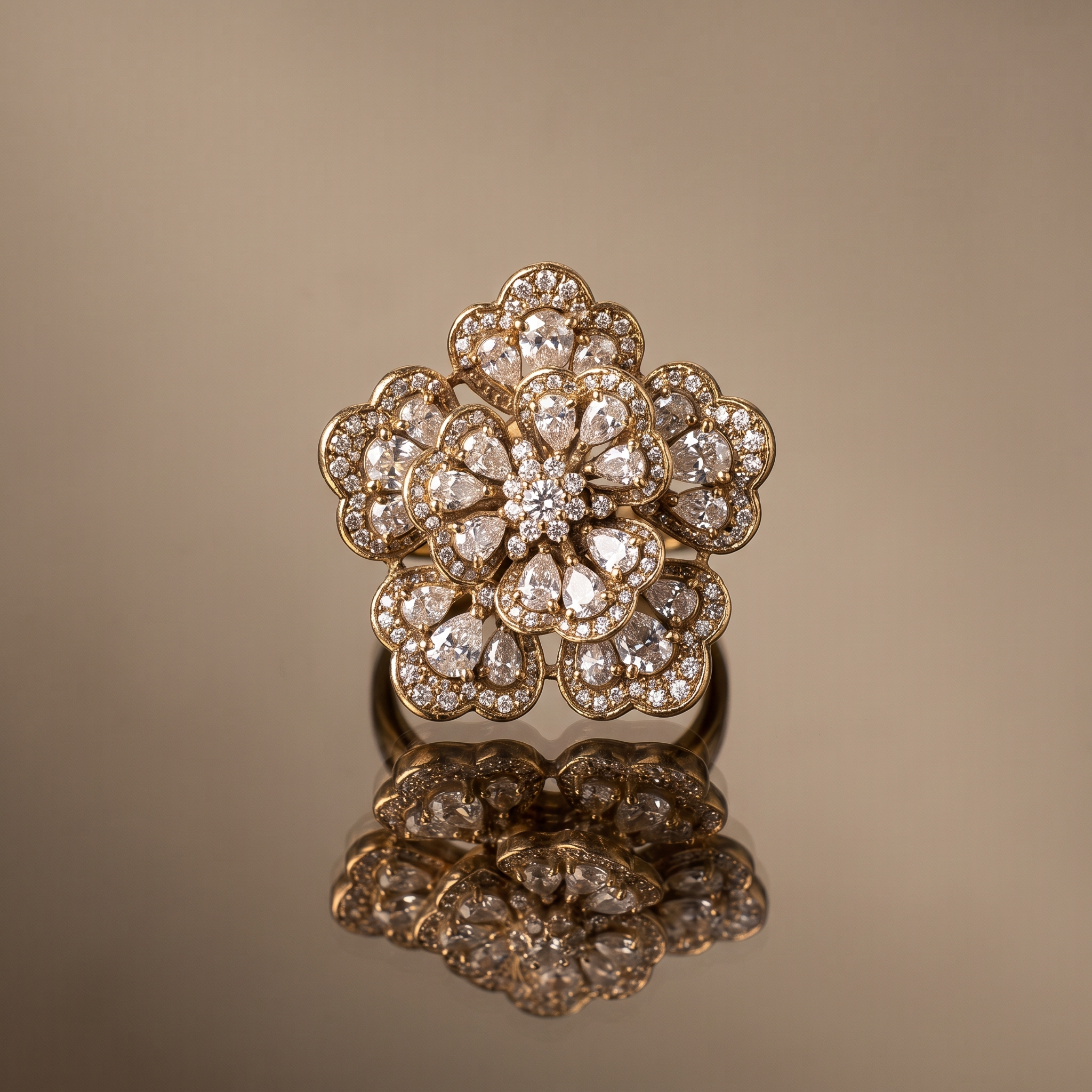 Gul Floral Ring