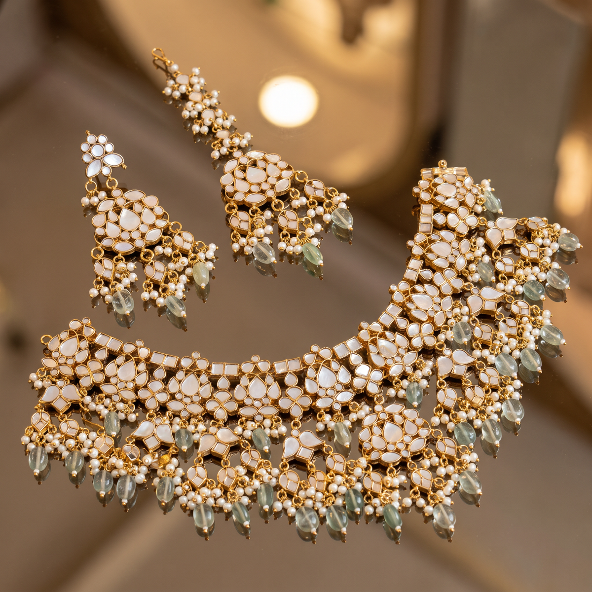Mridula Mother of Pearl Jewellery Set