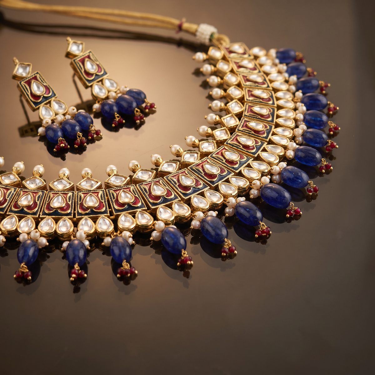 Neelvi Kundan Necklace Set
